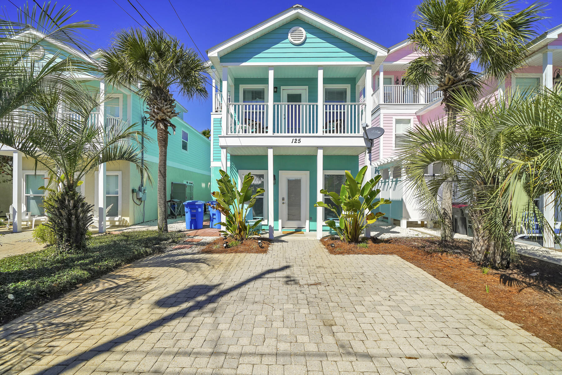 LAGUNA BEACH ESTATES 2ND ADDN - Residential