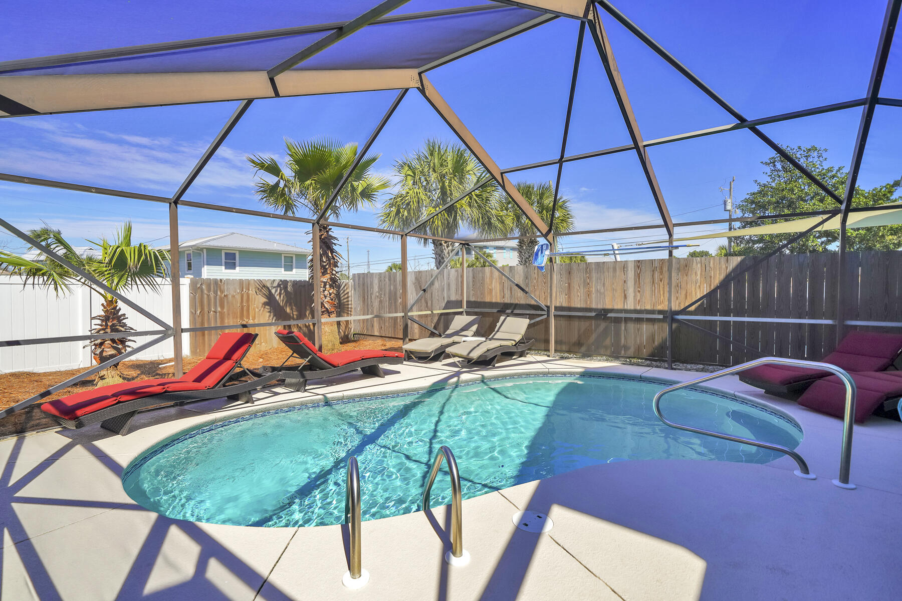 LAGUNA BEACH ESTATES 2ND ADDN - Residential