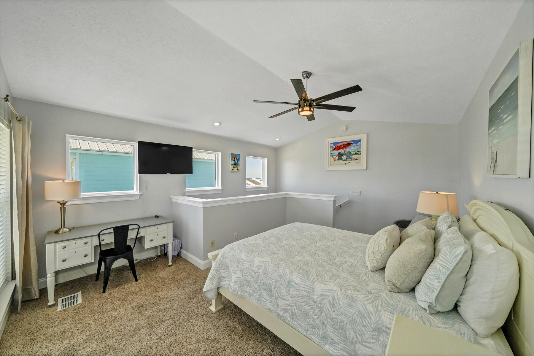 LAGUNA BEACH ESTATES 2ND ADDN - Residential