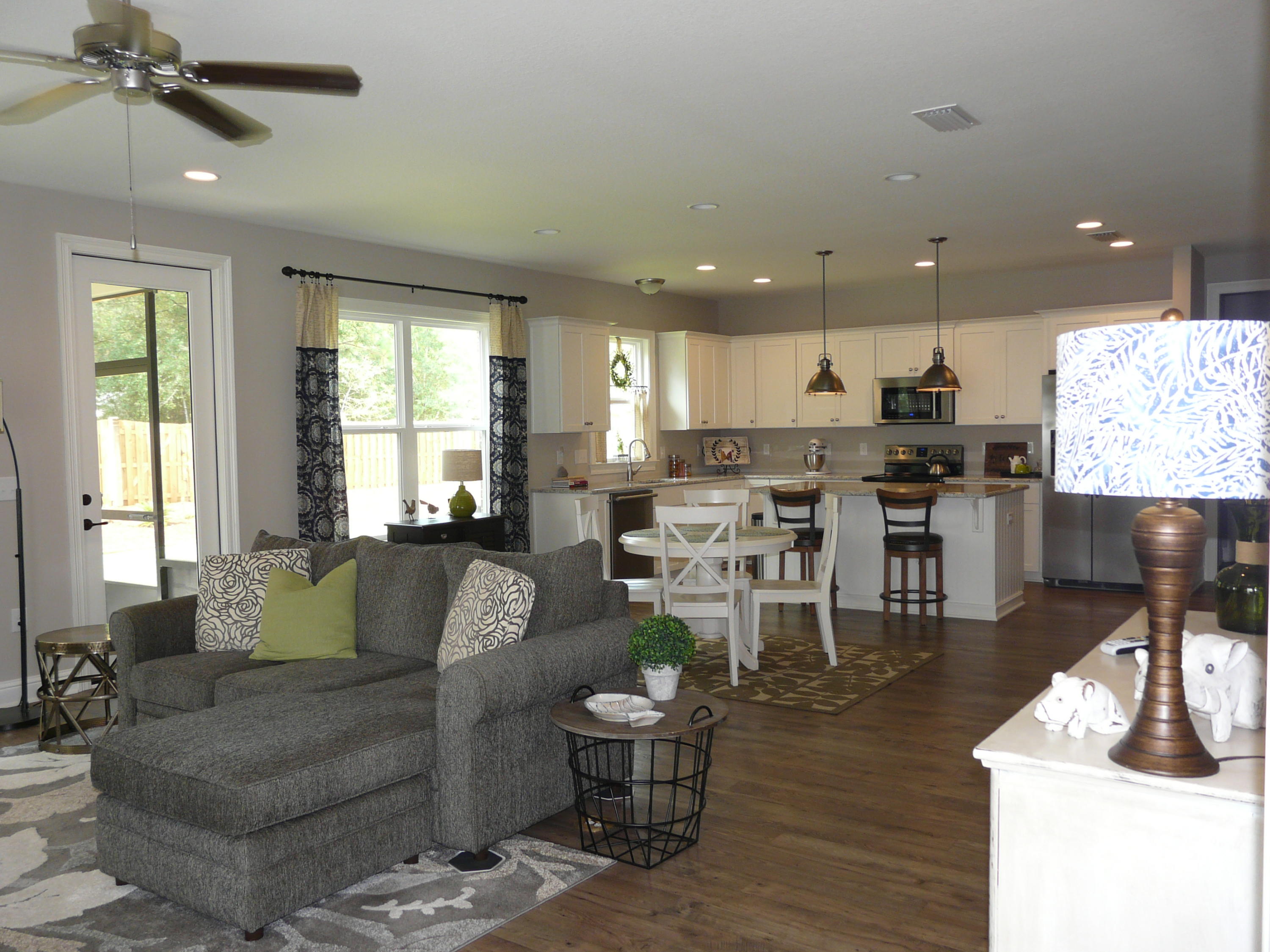 MILL CREEK FARMS - Residential
