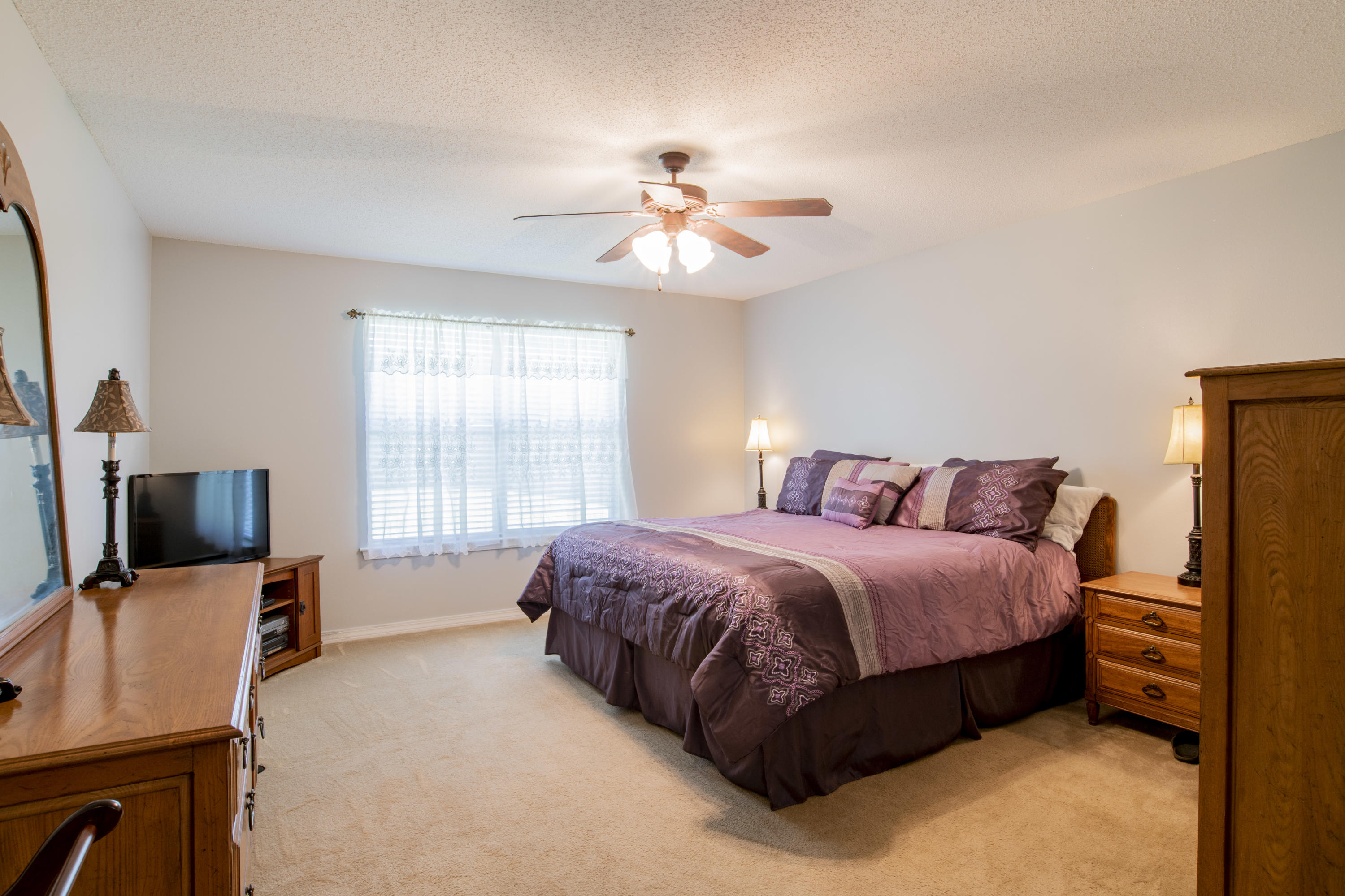 SKY RIDGE ESTATES 1ST ADD - Residential