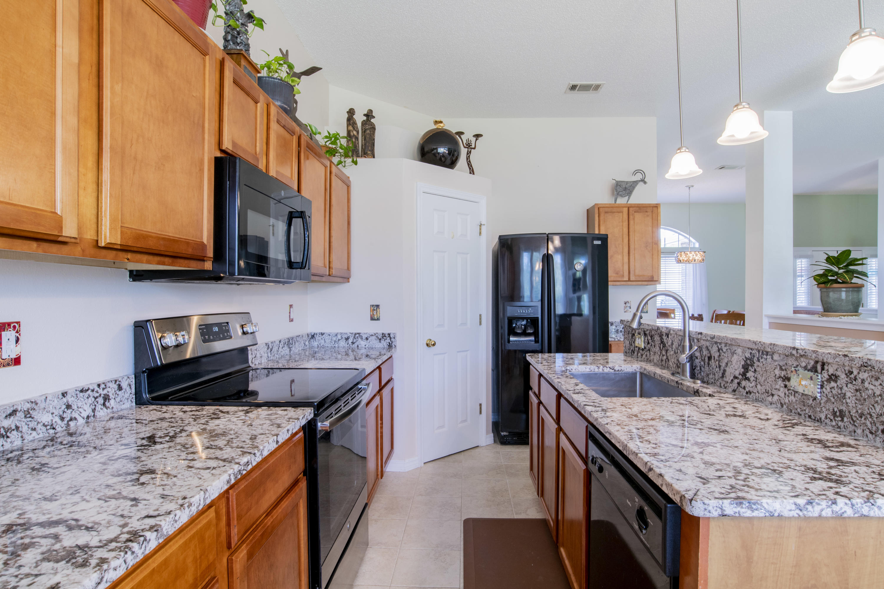 SKY RIDGE ESTATES 1ST ADD - Residential