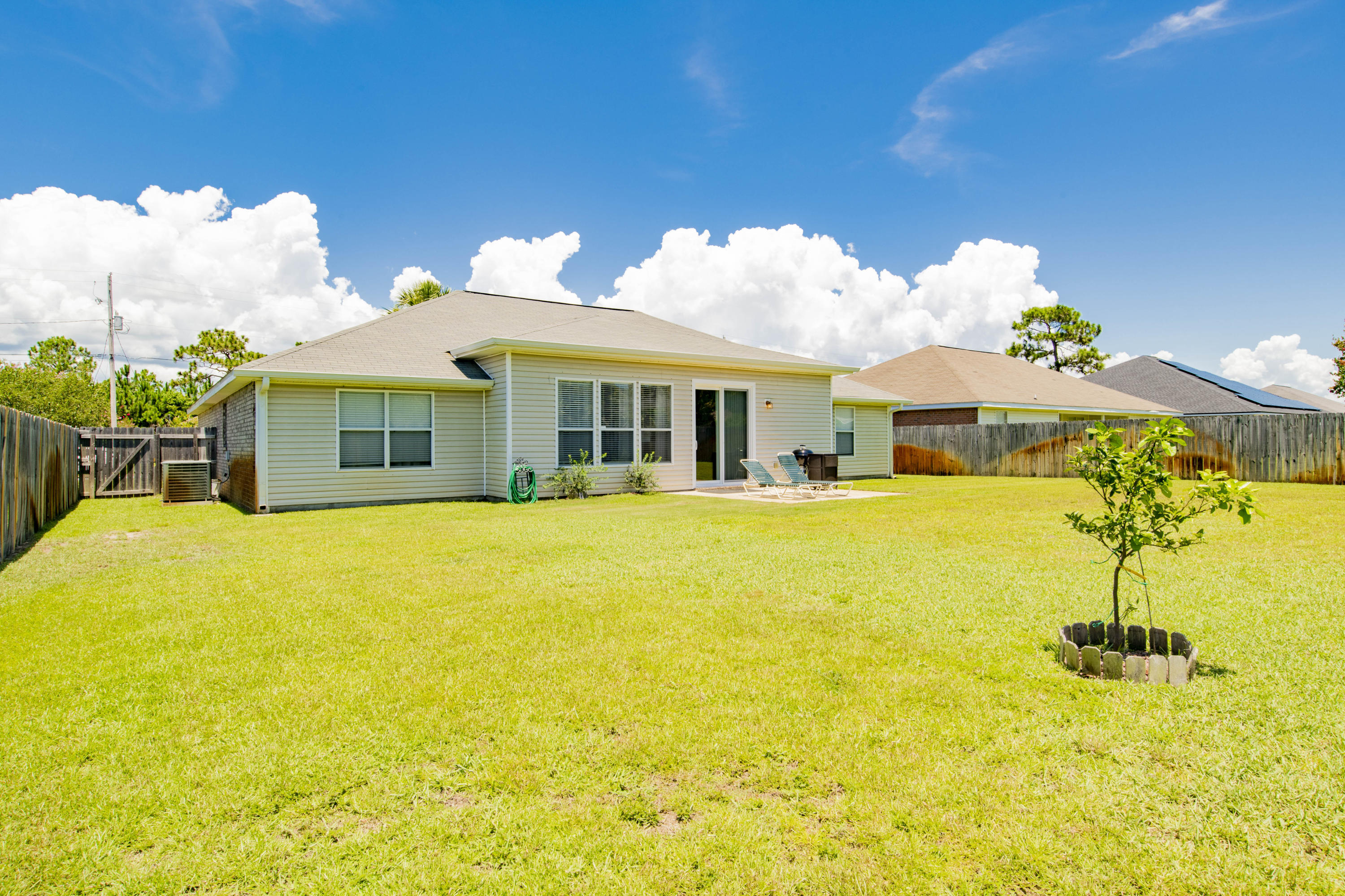 SKY RIDGE ESTATES 1ST ADD - Residential