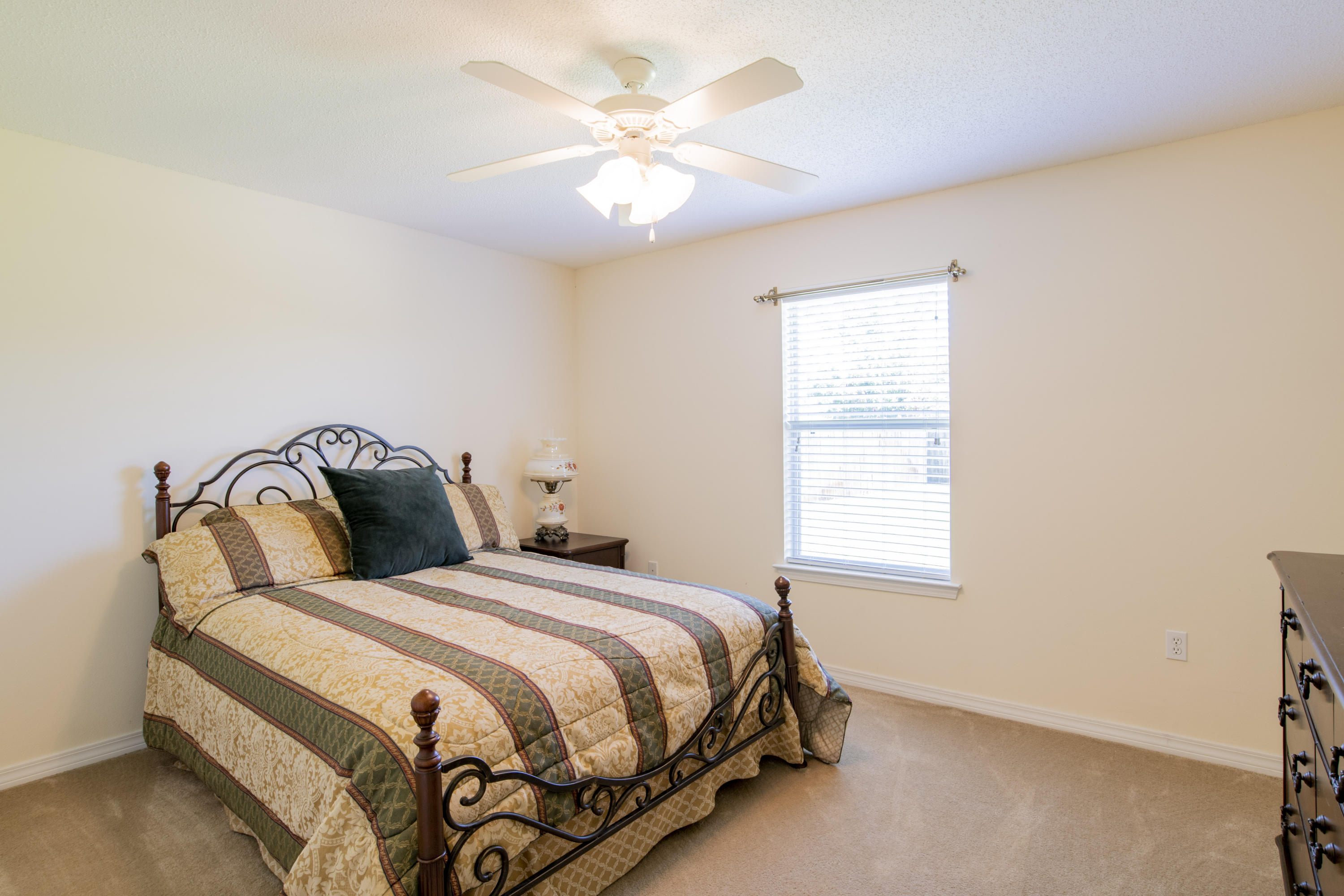 SKY RIDGE ESTATES 1ST ADD - Residential