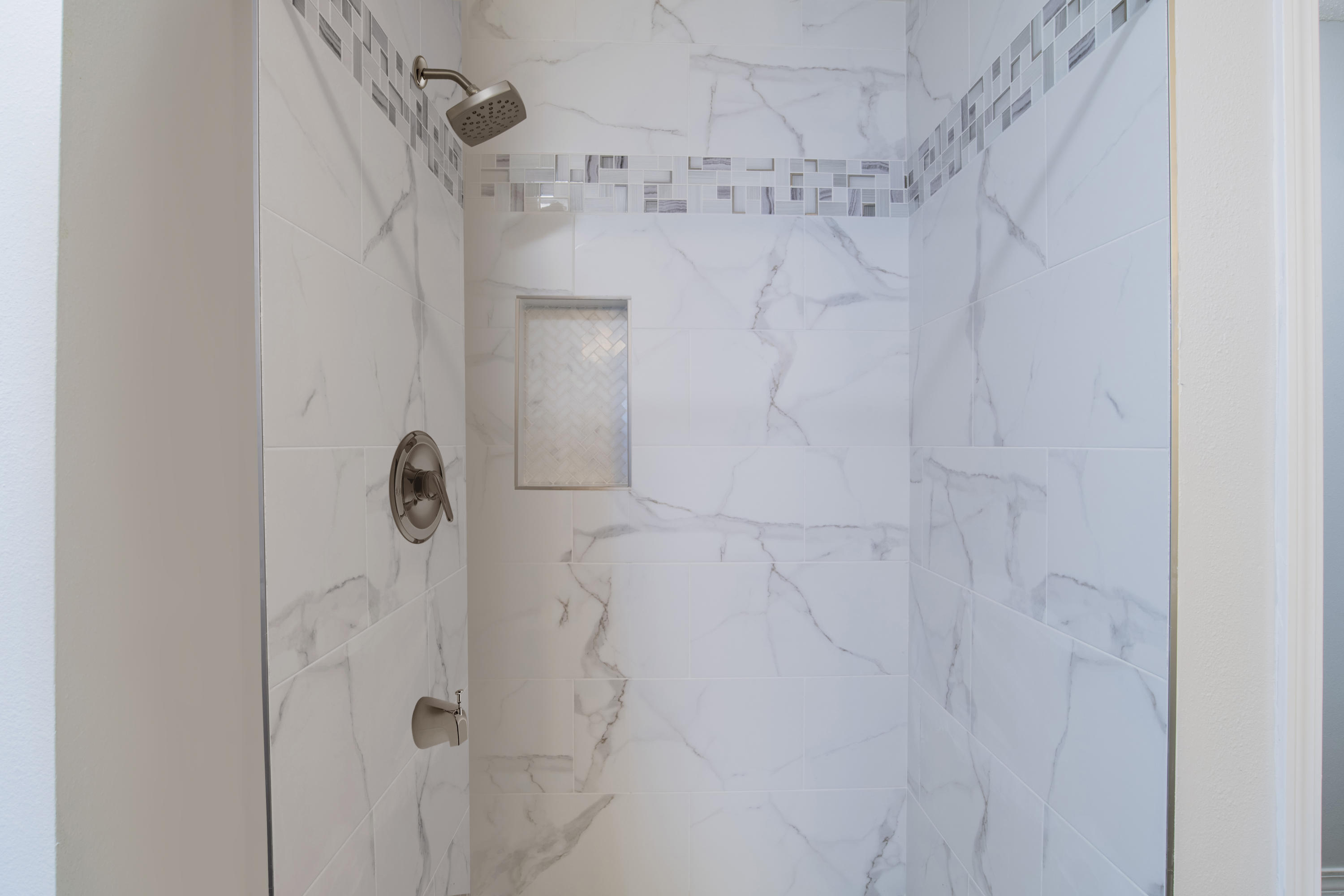 SKY RIDGE ESTATES 1ST ADD - Residential