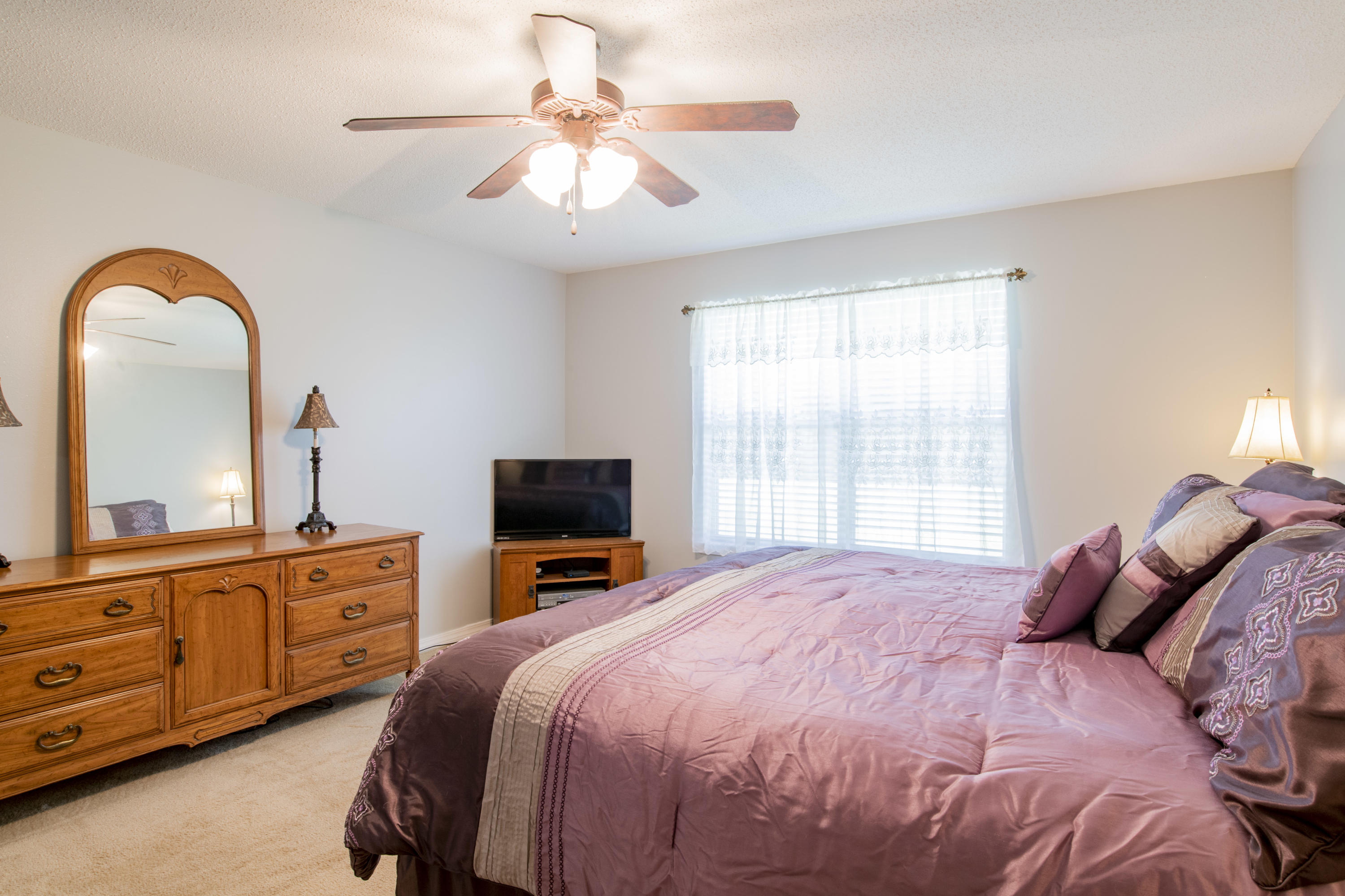 SKY RIDGE ESTATES 1ST ADD - Residential