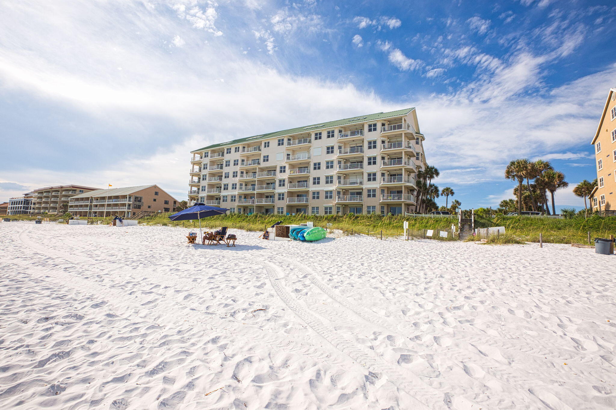 CRYSTAL DUNES CONDO - Residential