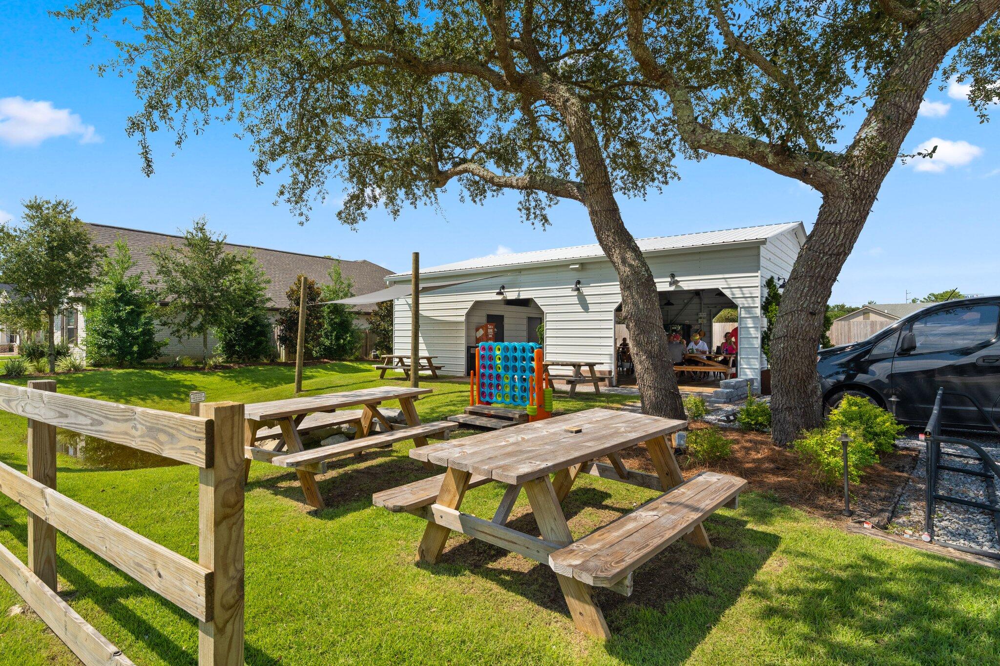 WOODLAWN HEIGHTS - Residential