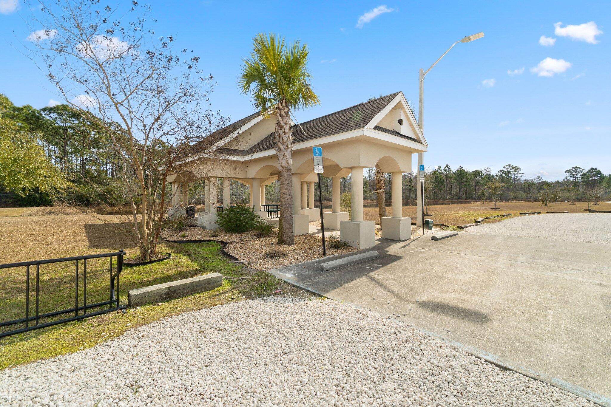 WOODLAWN HEIGHTS - Residential