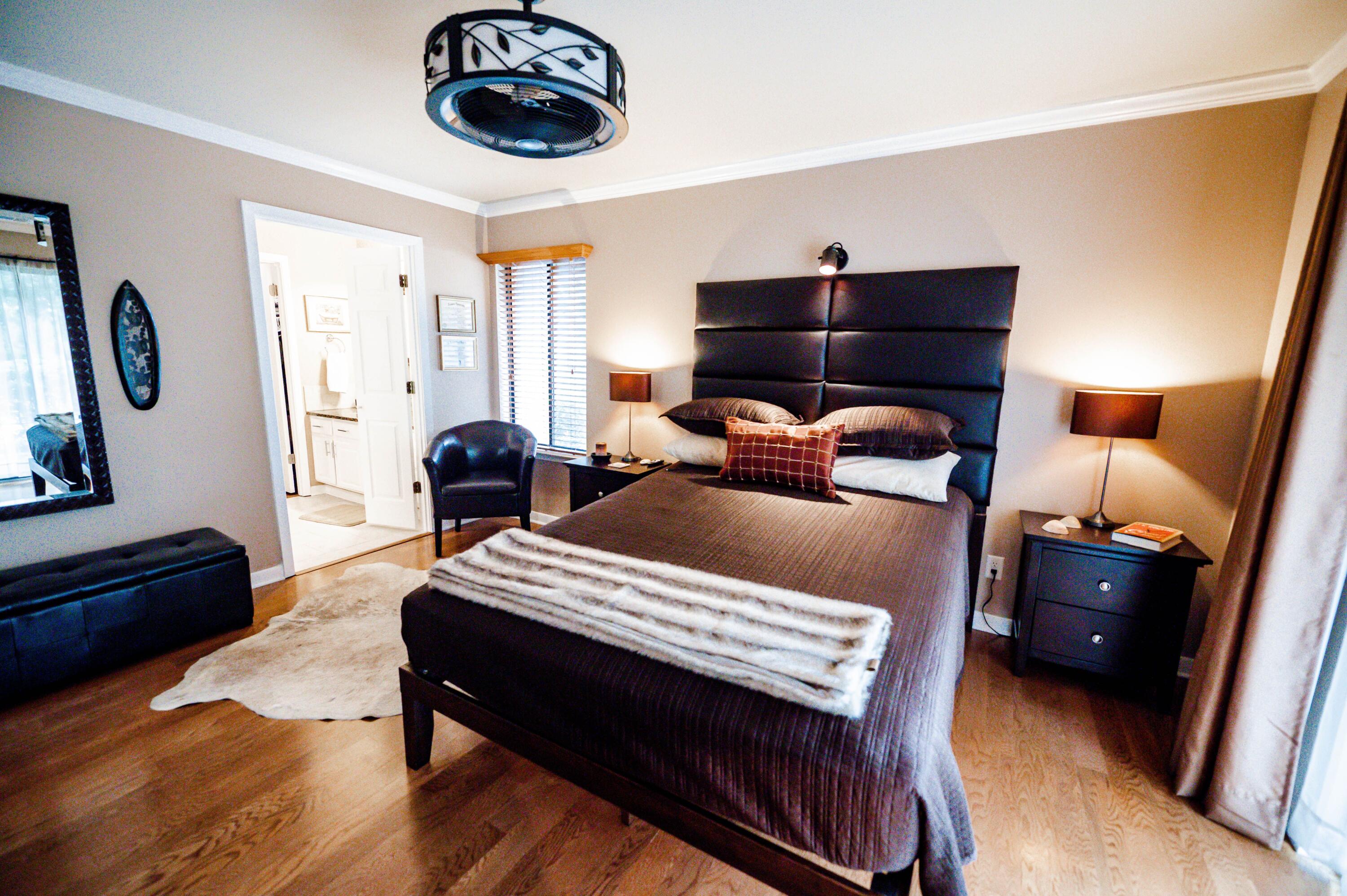 ROYAL OAKS - Residential