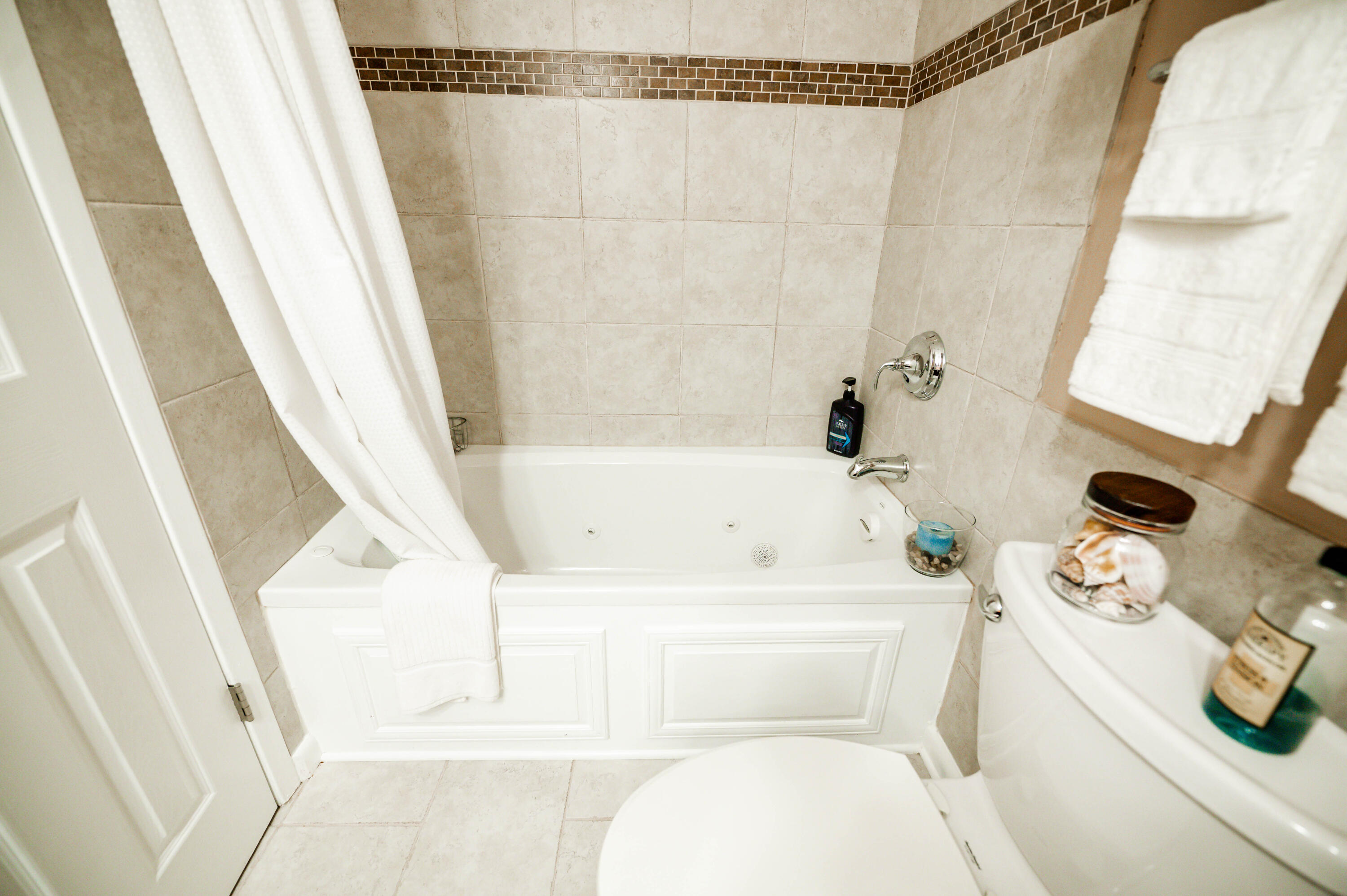 ROYAL OAKS - Residential