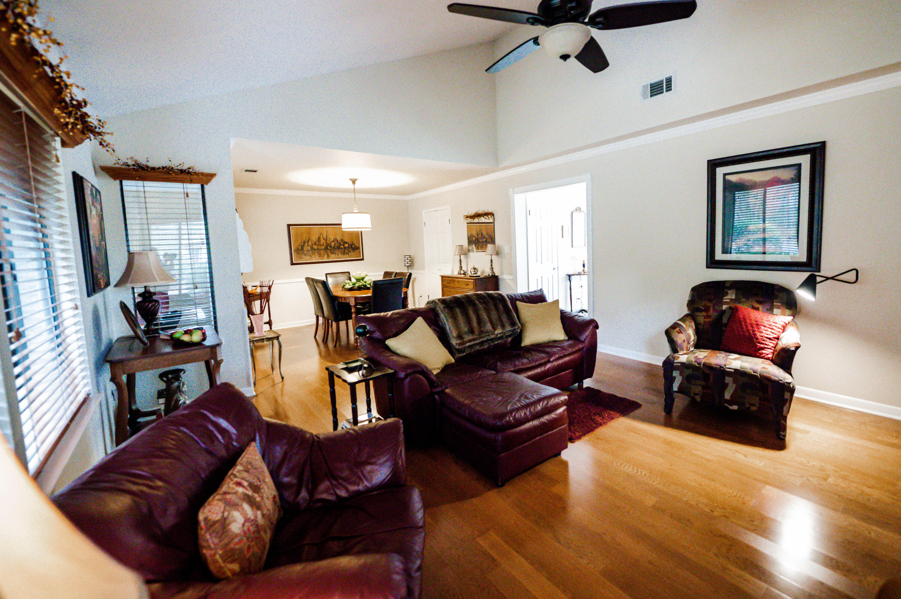 ROYAL OAKS - Residential