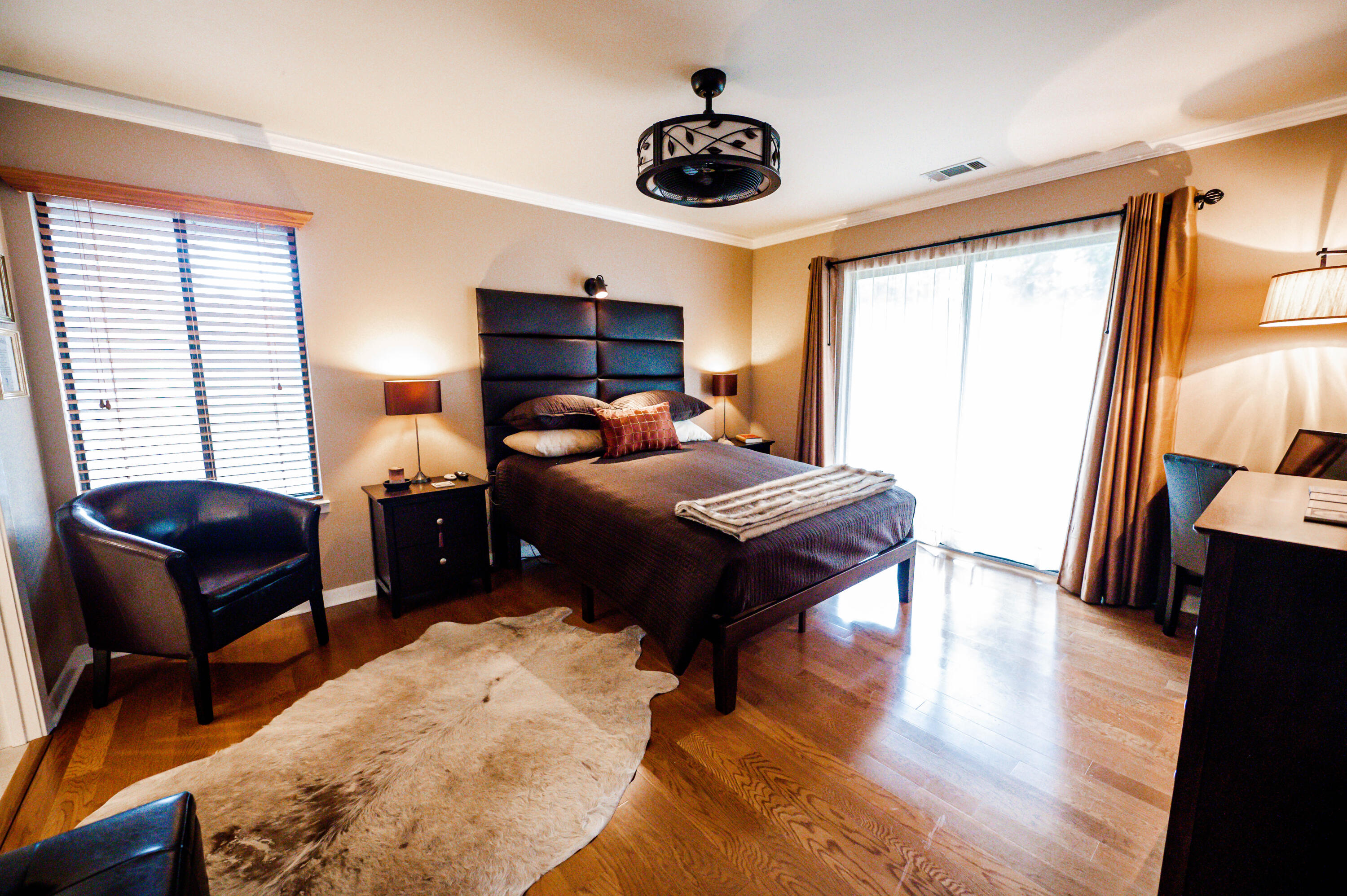 ROYAL OAKS - Residential