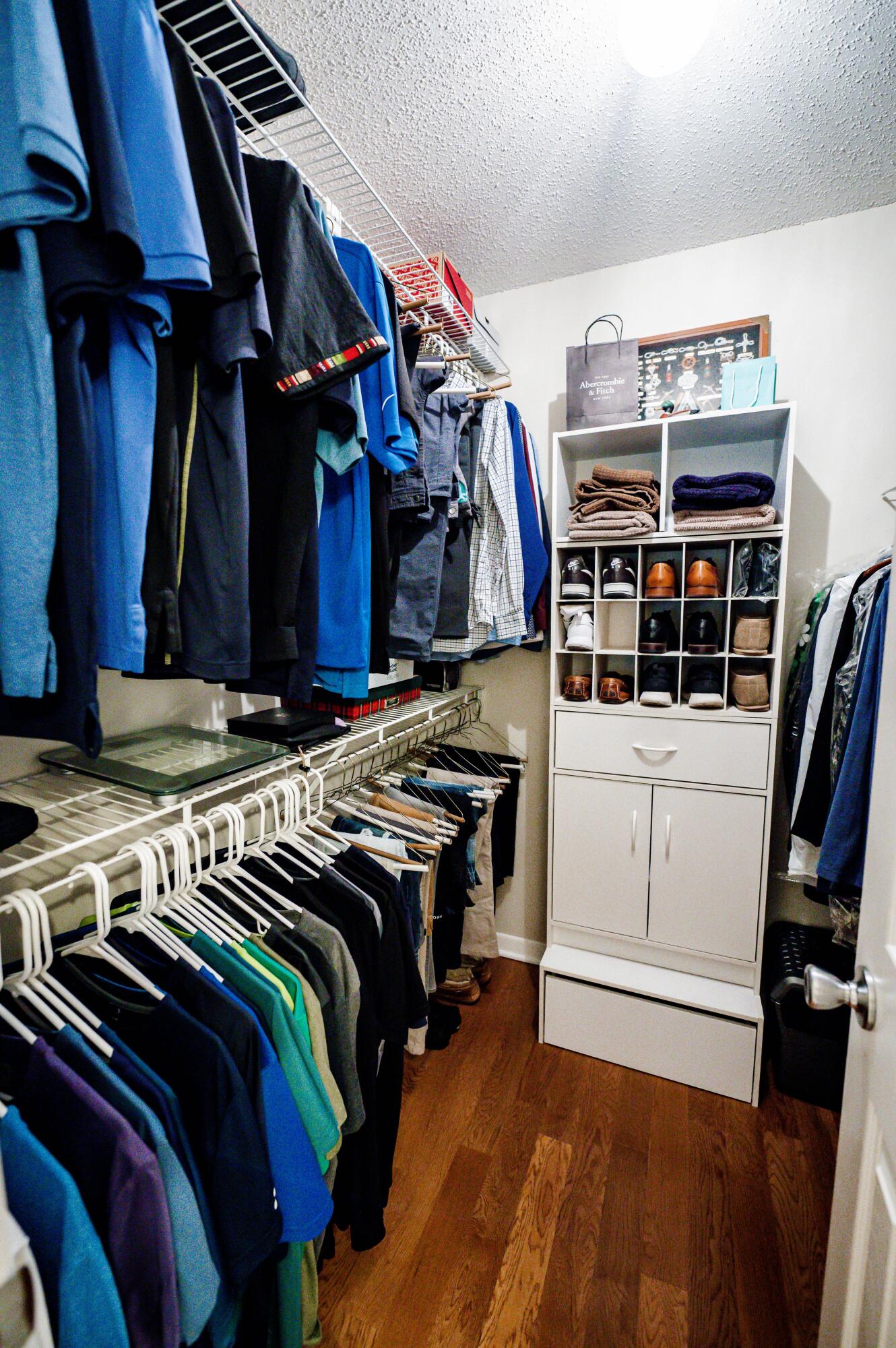 ROYAL OAKS - Residential