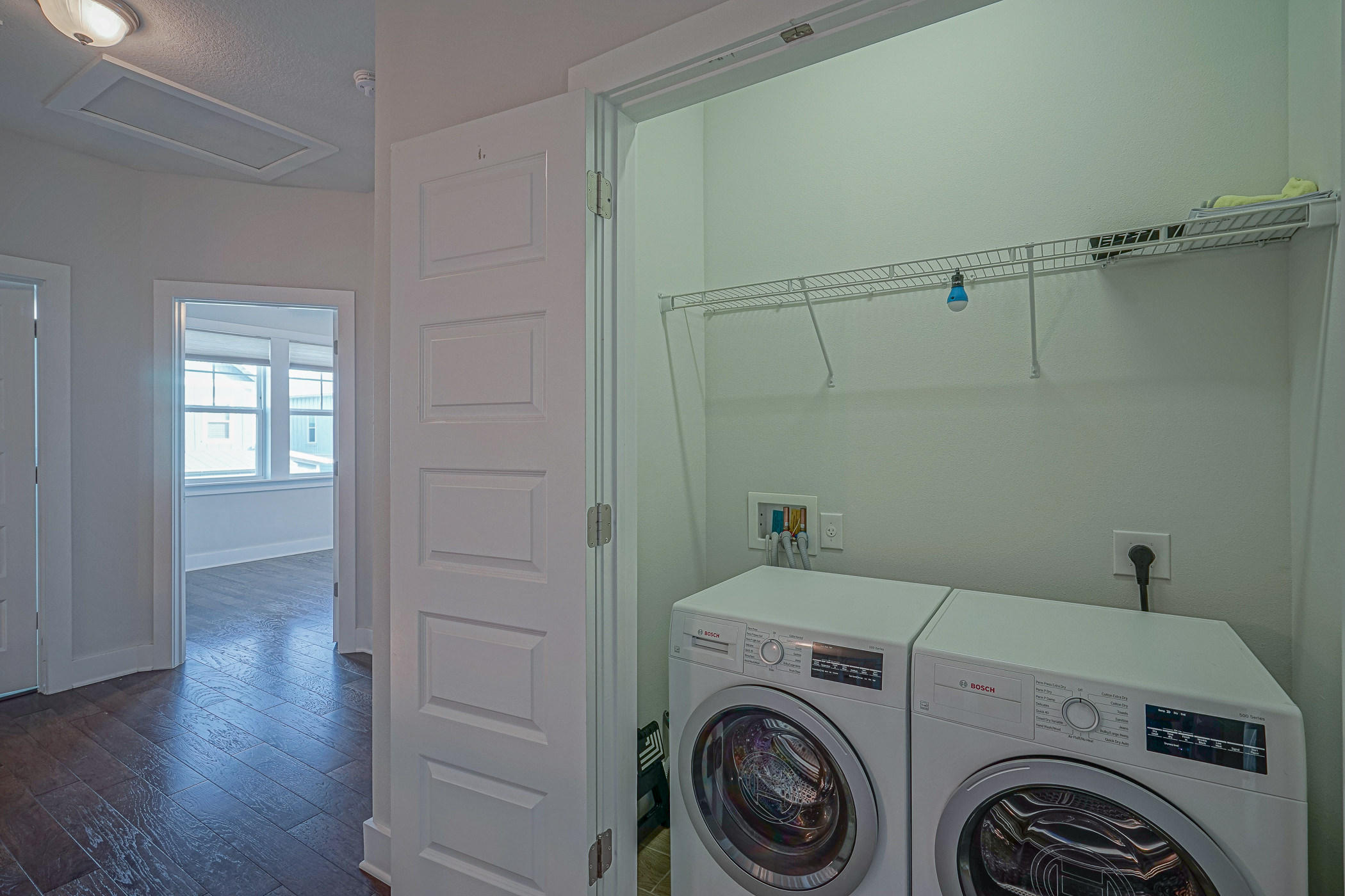 BY THE SEA - Residential