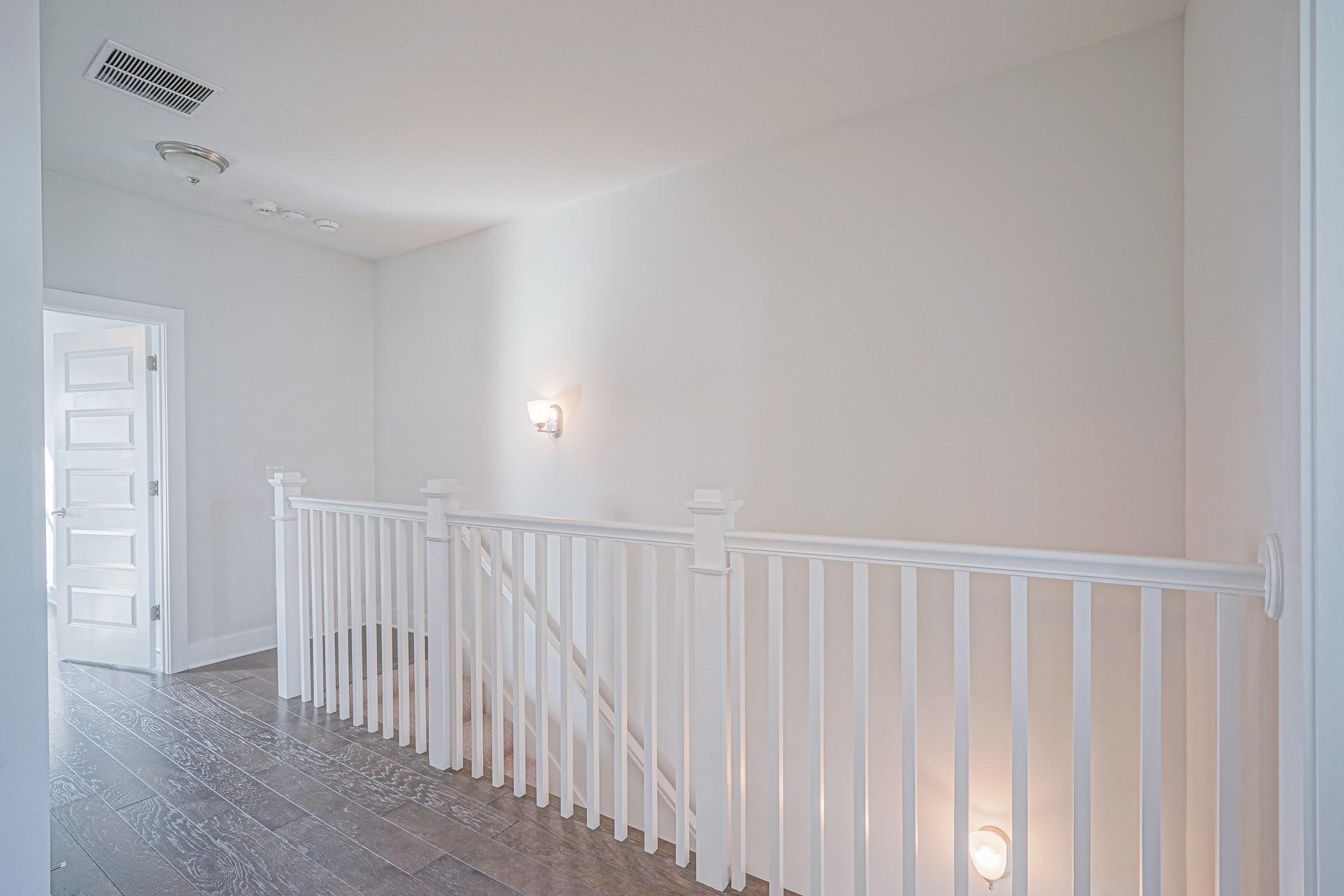 BY THE SEA - Residential