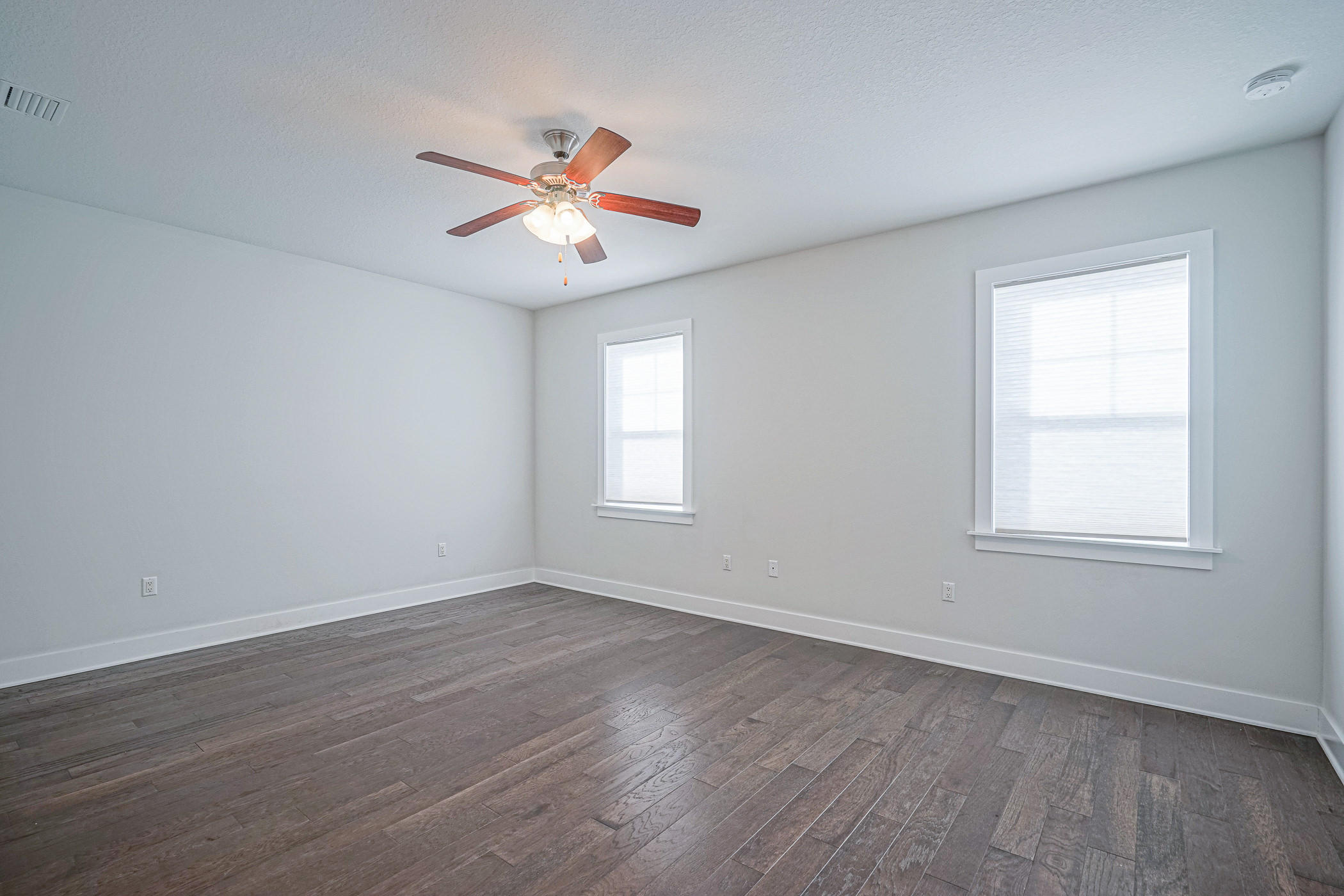 BY THE SEA - Residential