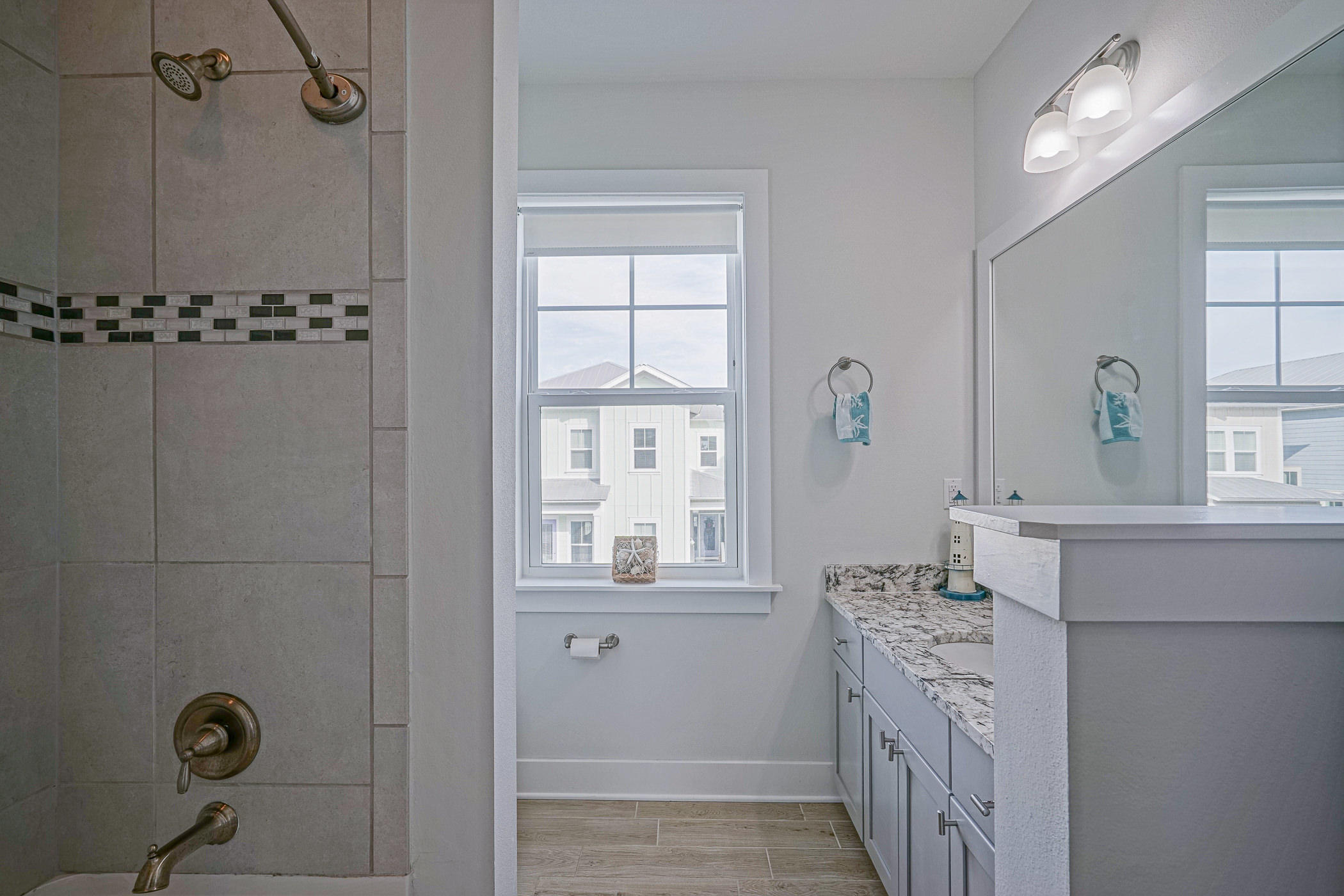 BY THE SEA - Residential