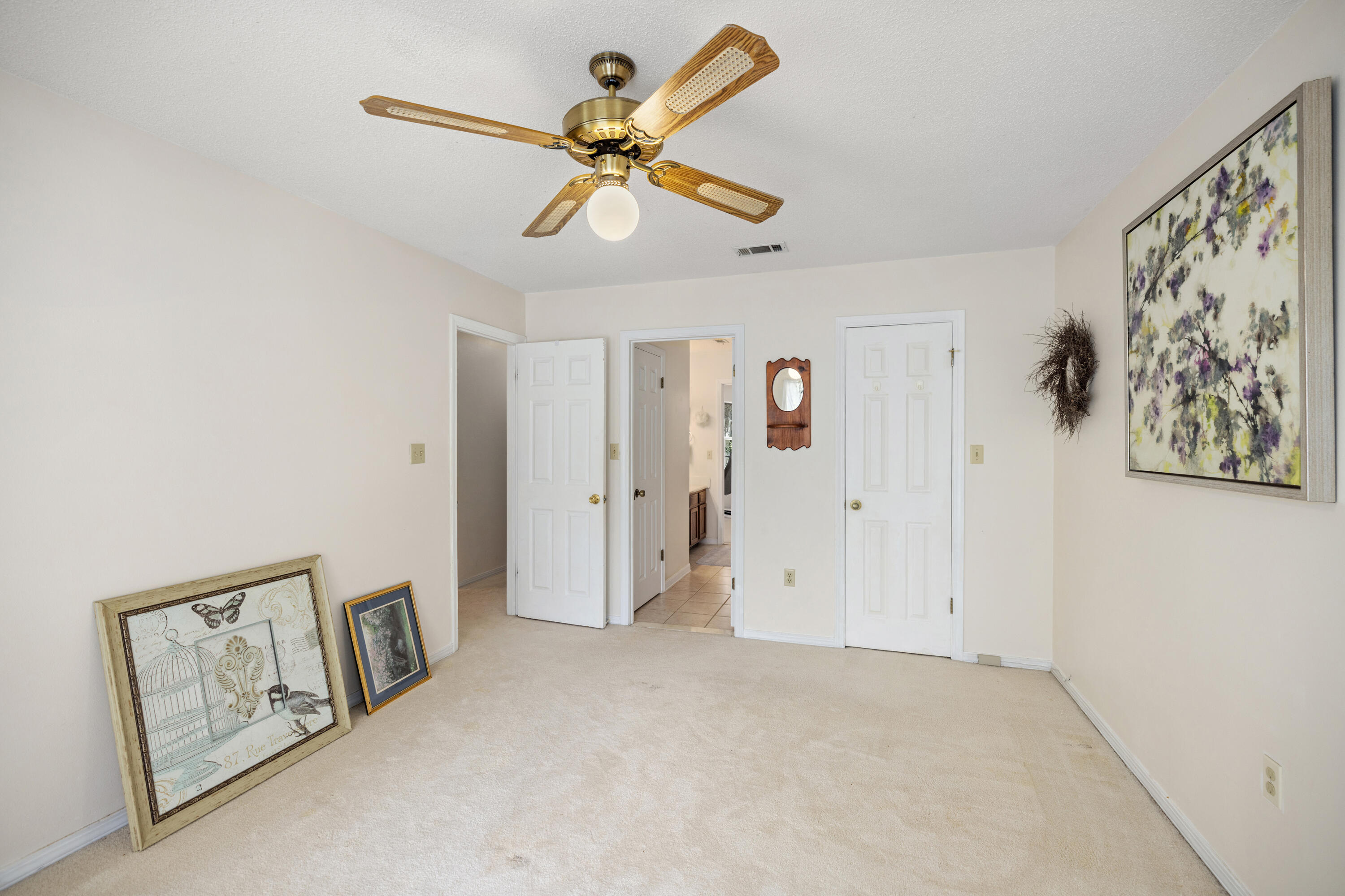 CARIBBEAN VILLAGE WEST - Residential