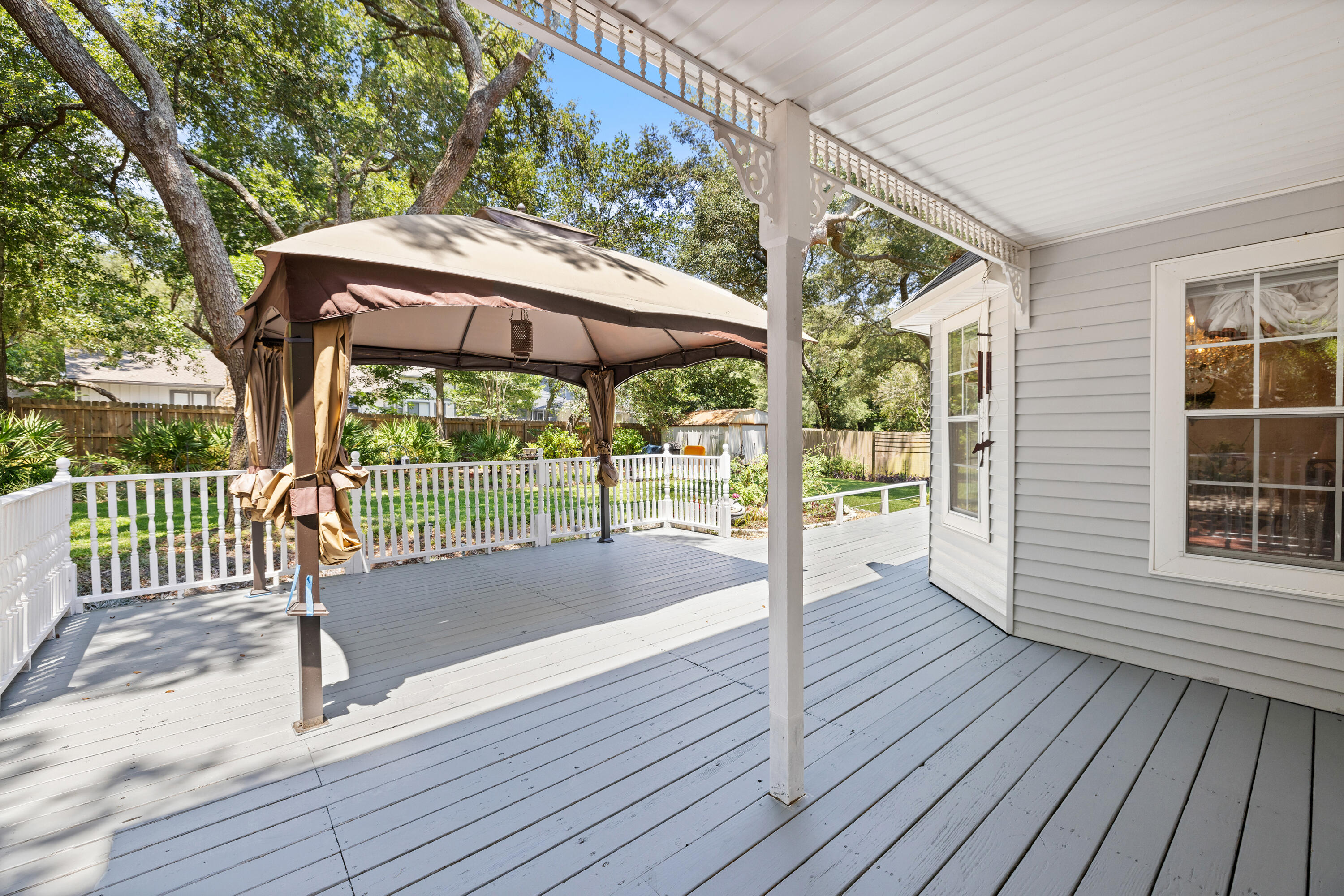 CARIBBEAN VILLAGE WEST - Residential