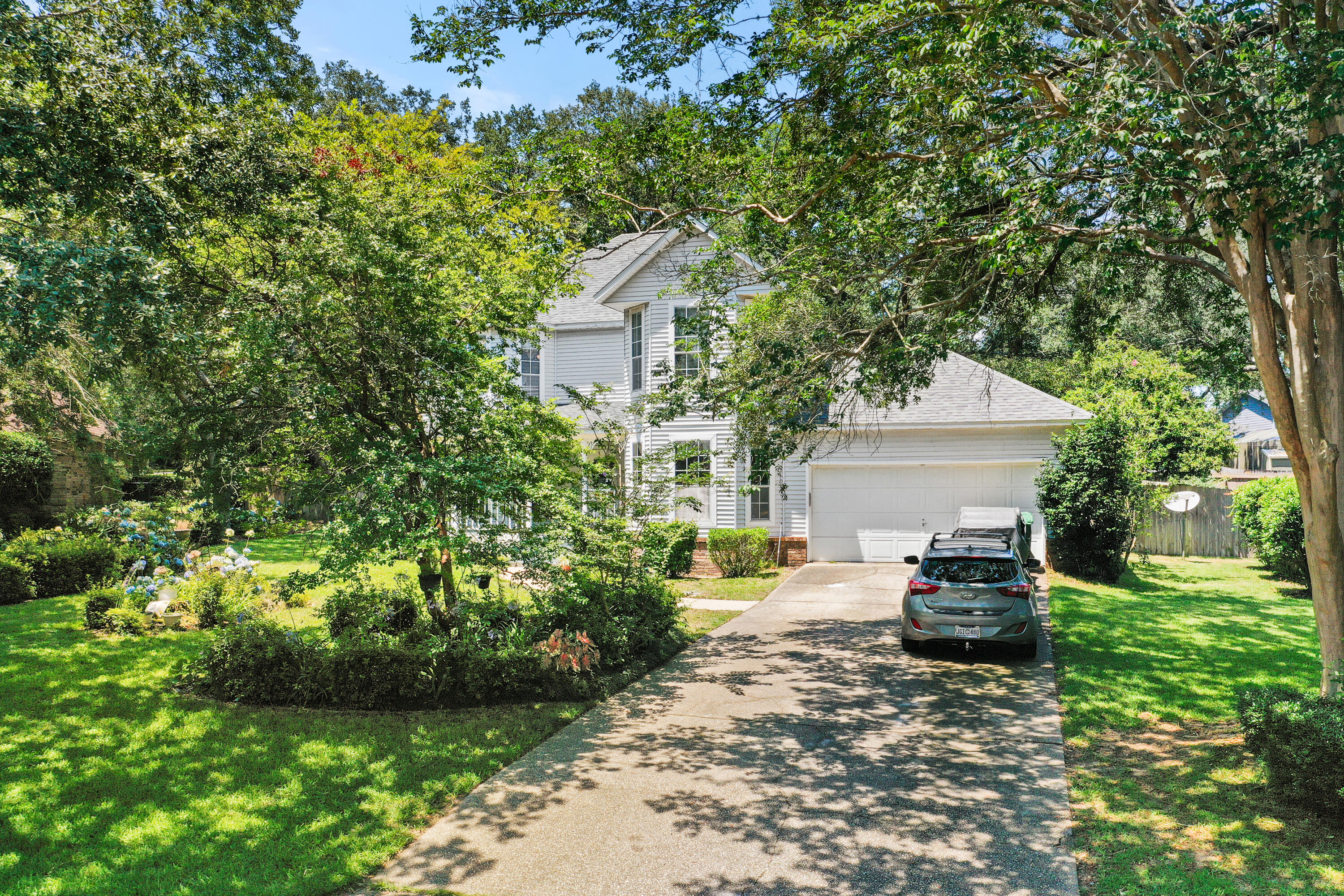 CARIBBEAN VILLAGE WEST - Residential