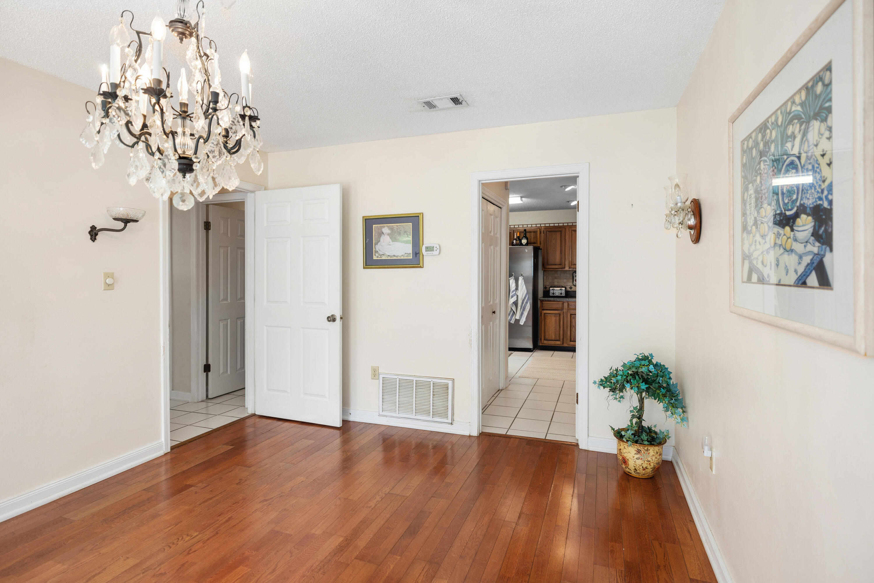 CARIBBEAN VILLAGE WEST - Residential