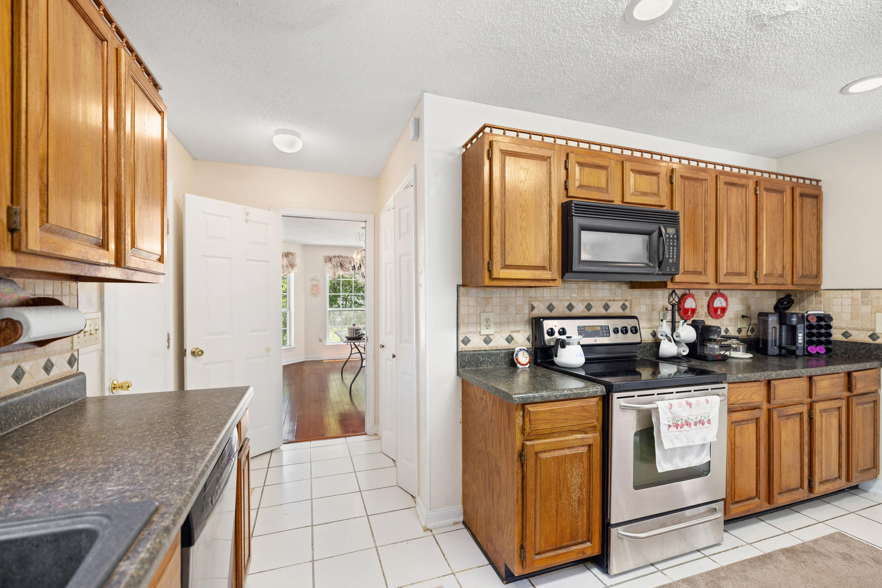 CARIBBEAN VILLAGE WEST - Residential