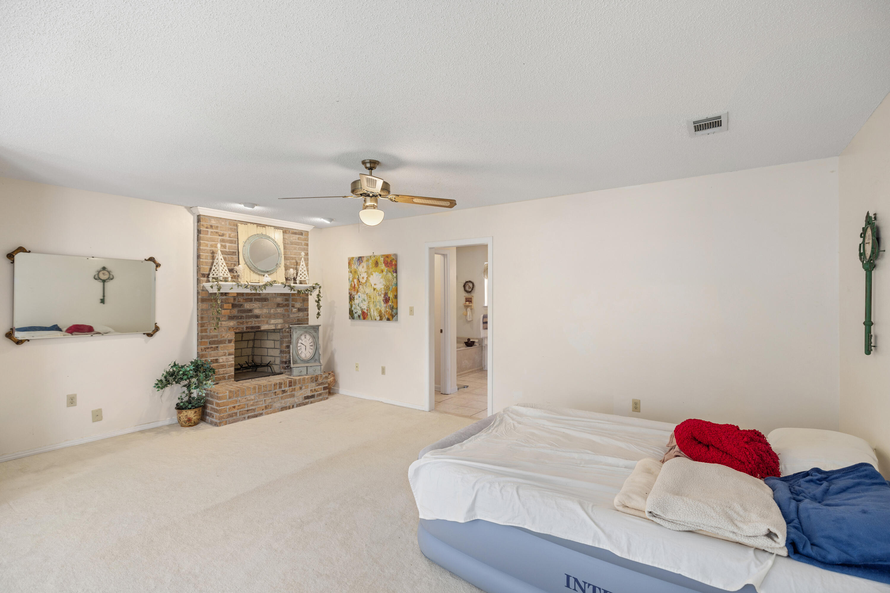 CARIBBEAN VILLAGE WEST - Residential