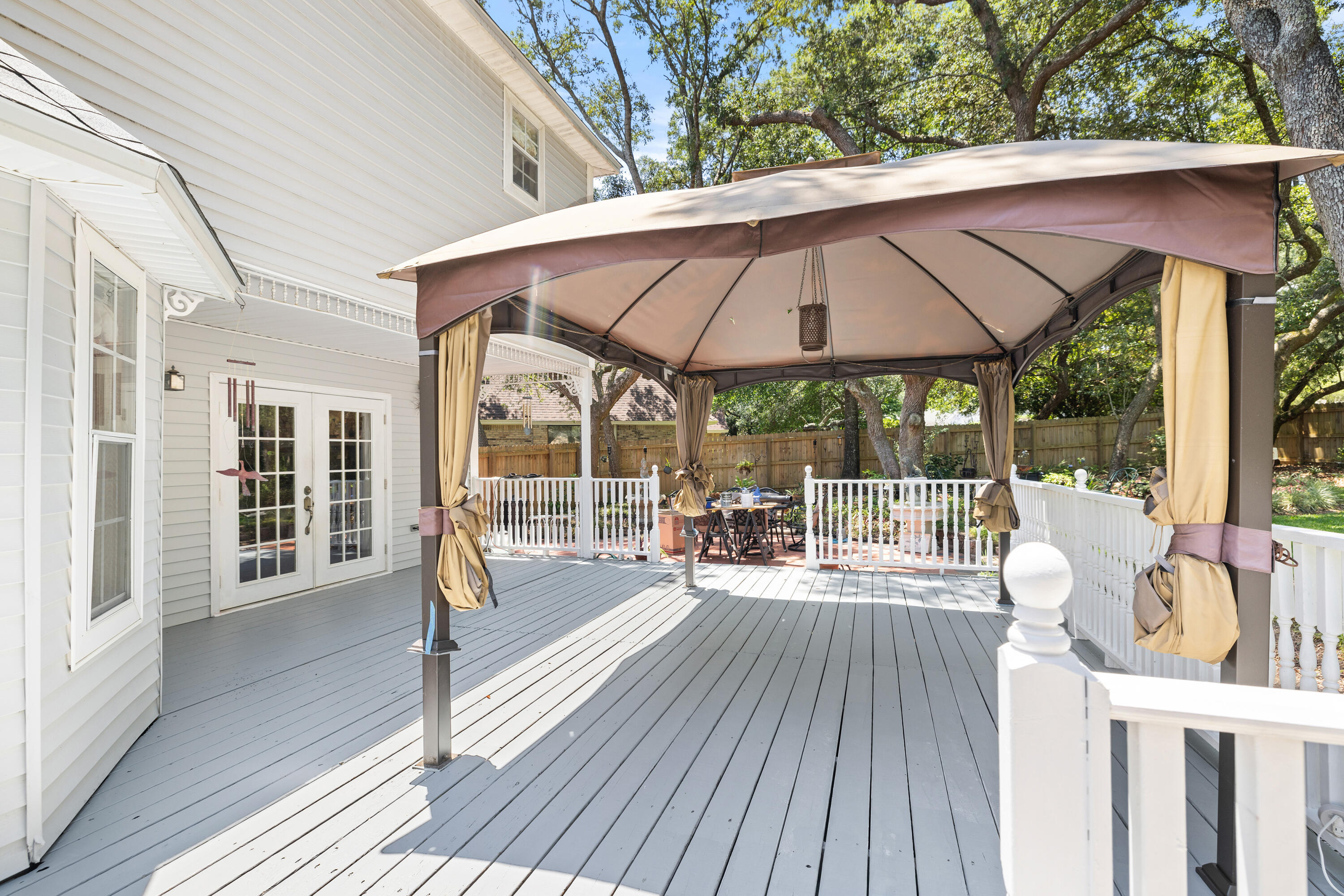 CARIBBEAN VILLAGE WEST - Residential