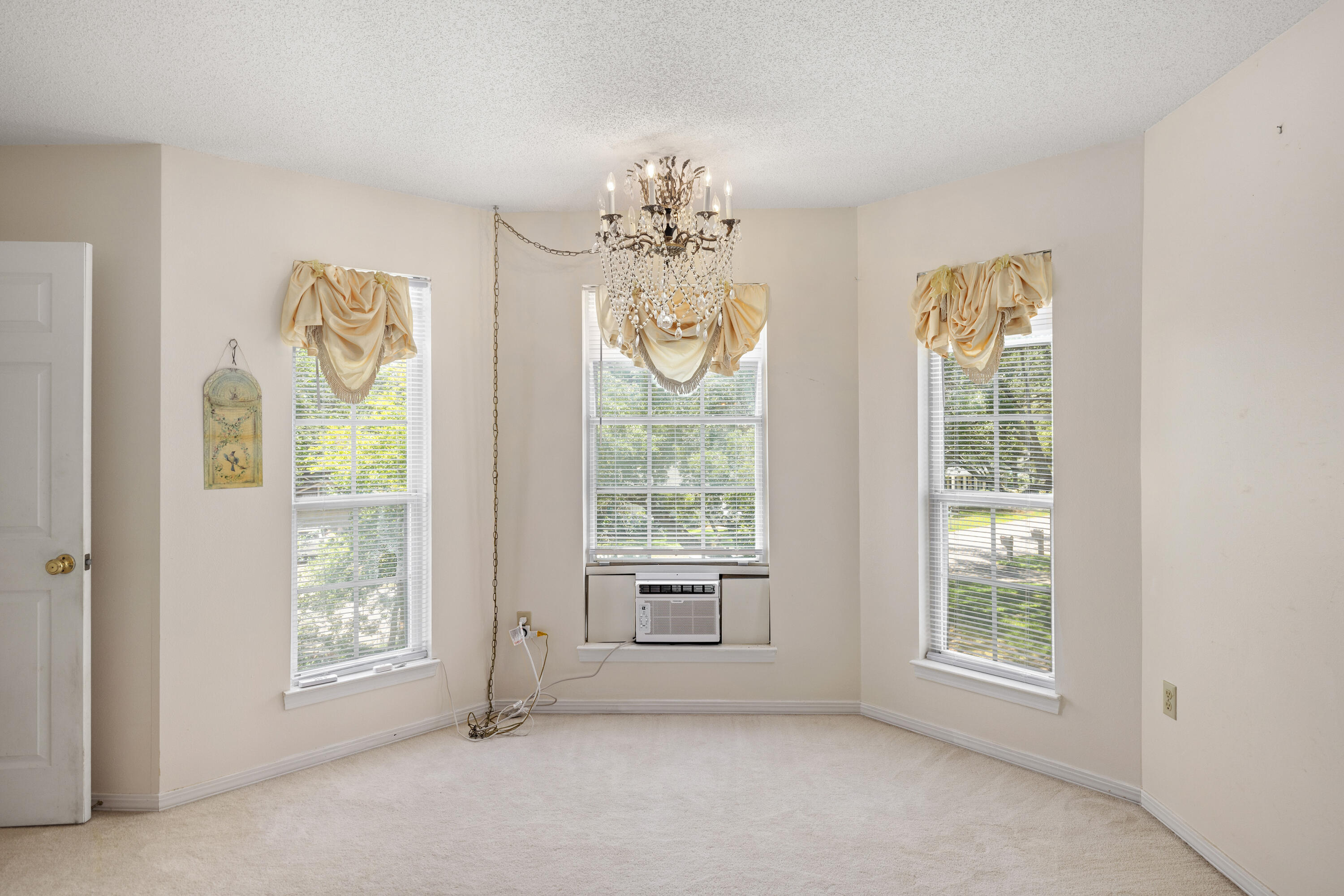 CARIBBEAN VILLAGE WEST - Residential