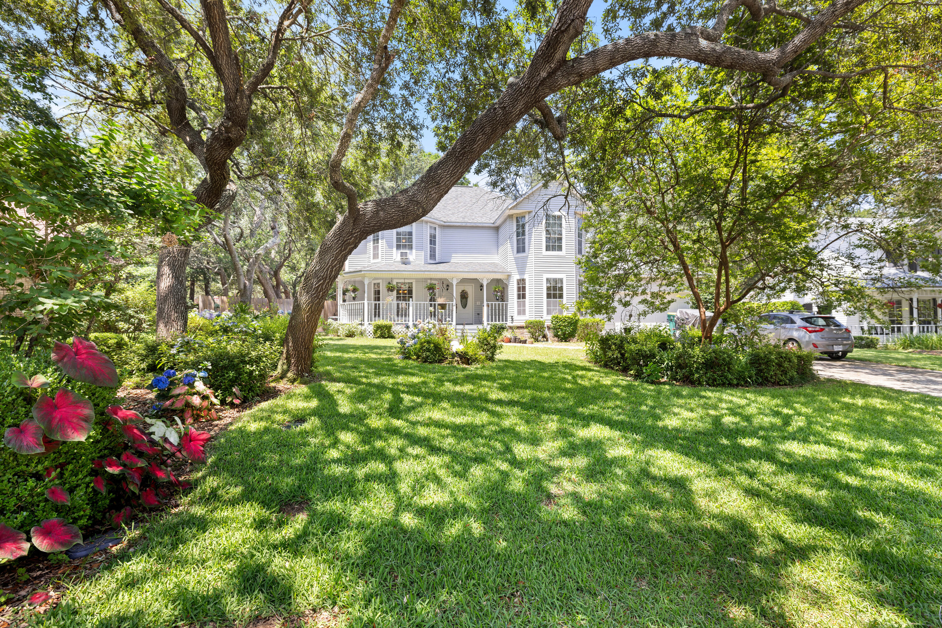 CARIBBEAN VILLAGE WEST - Residential