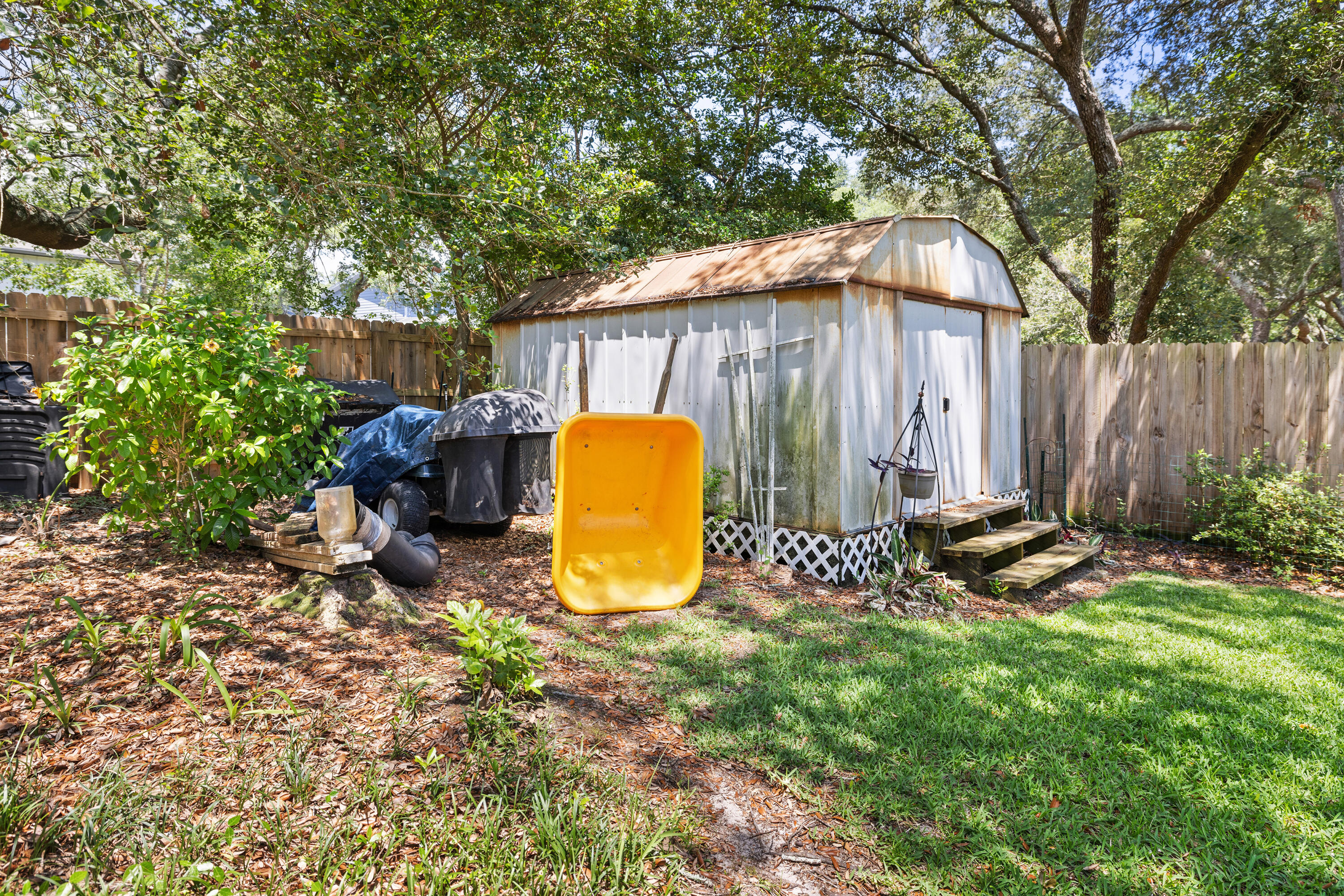 CARIBBEAN VILLAGE WEST - Residential