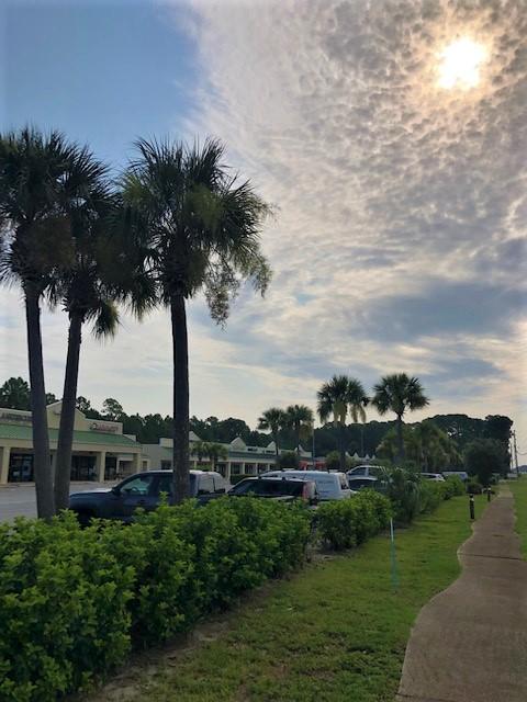 EXCLUSIVE BEACH - Land