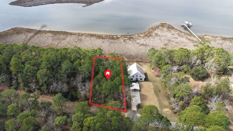 looking for a place to launch your kayak o just want to view gorgeous sunsets?  This property is full of possibilities for those enjoying nature and all that is offered on the bayou! Convenient to Avalon Blvd exit on I10  Property is just beyond the end of the pavement on N 1st Ave.