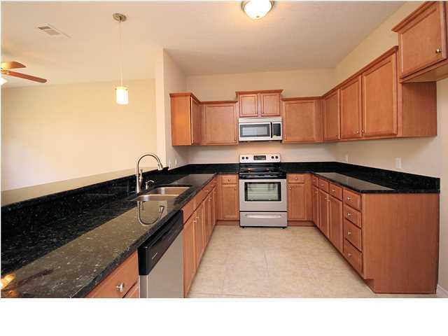 SAVANNAH HEIGHTS - Residential