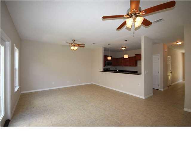 SAVANNAH HEIGHTS - Residential