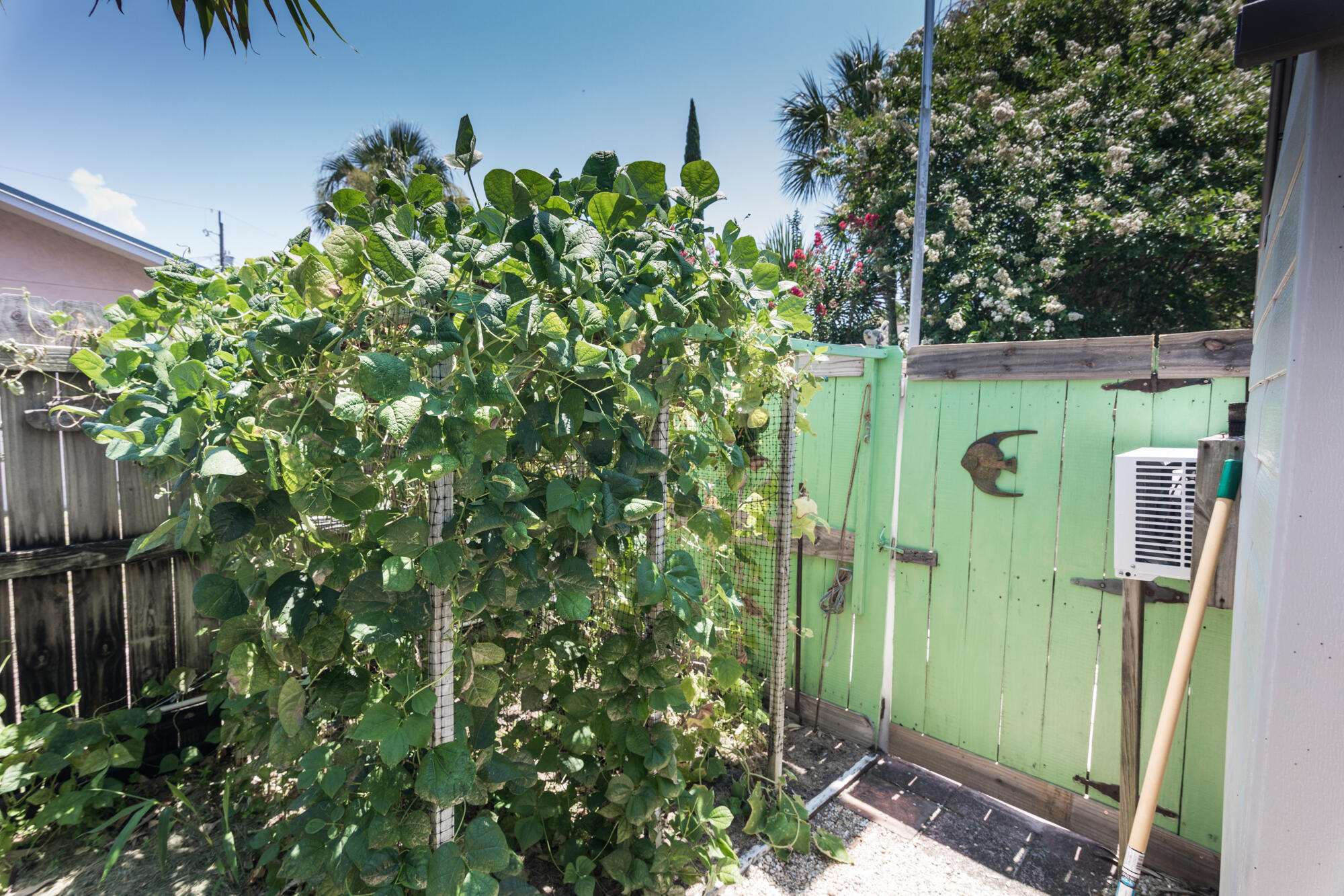 BID-A-WEE BEACH 1ST ADDN - Residential