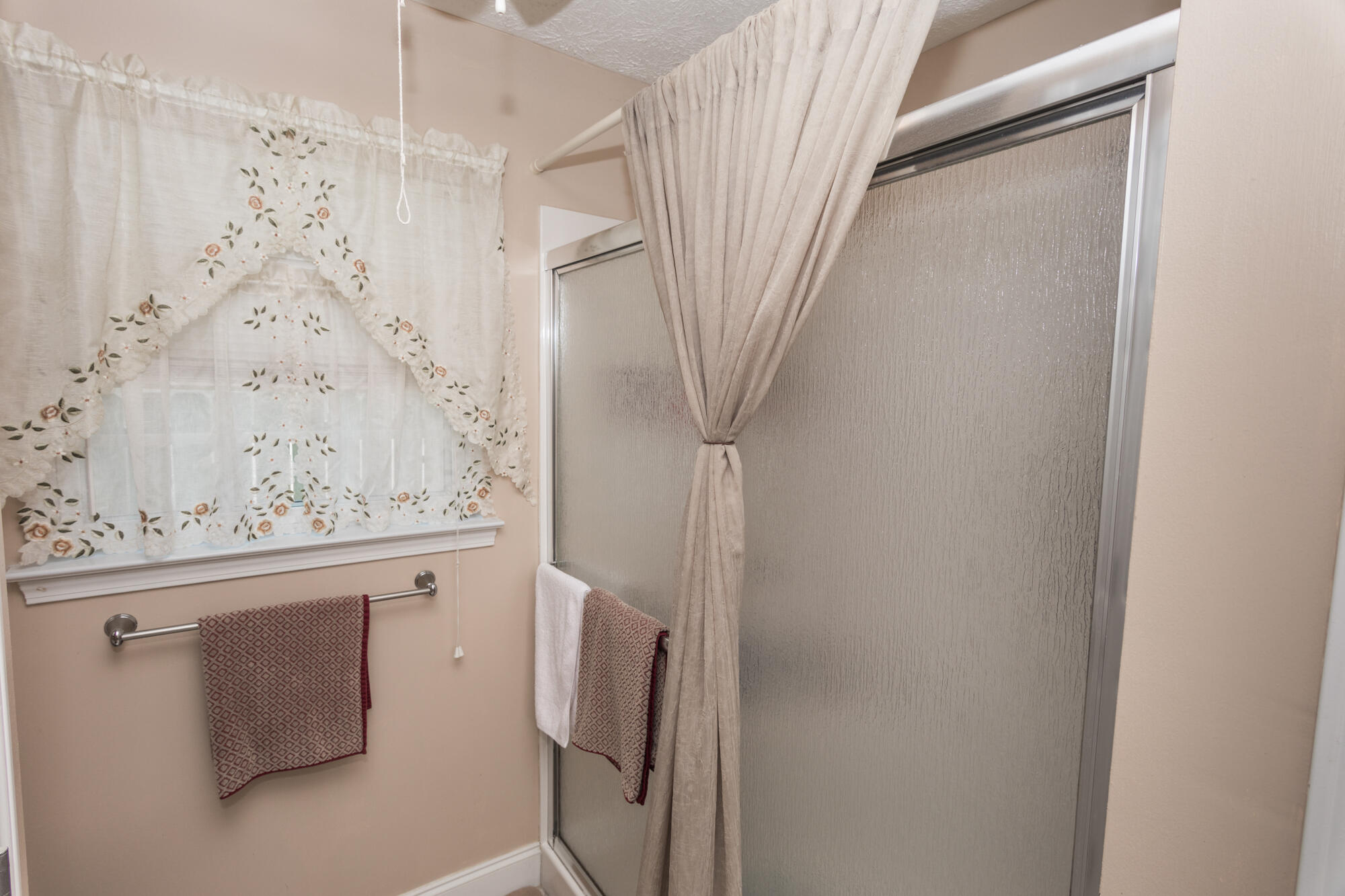 BID-A-WEE BEACH 1ST ADDN - Residential