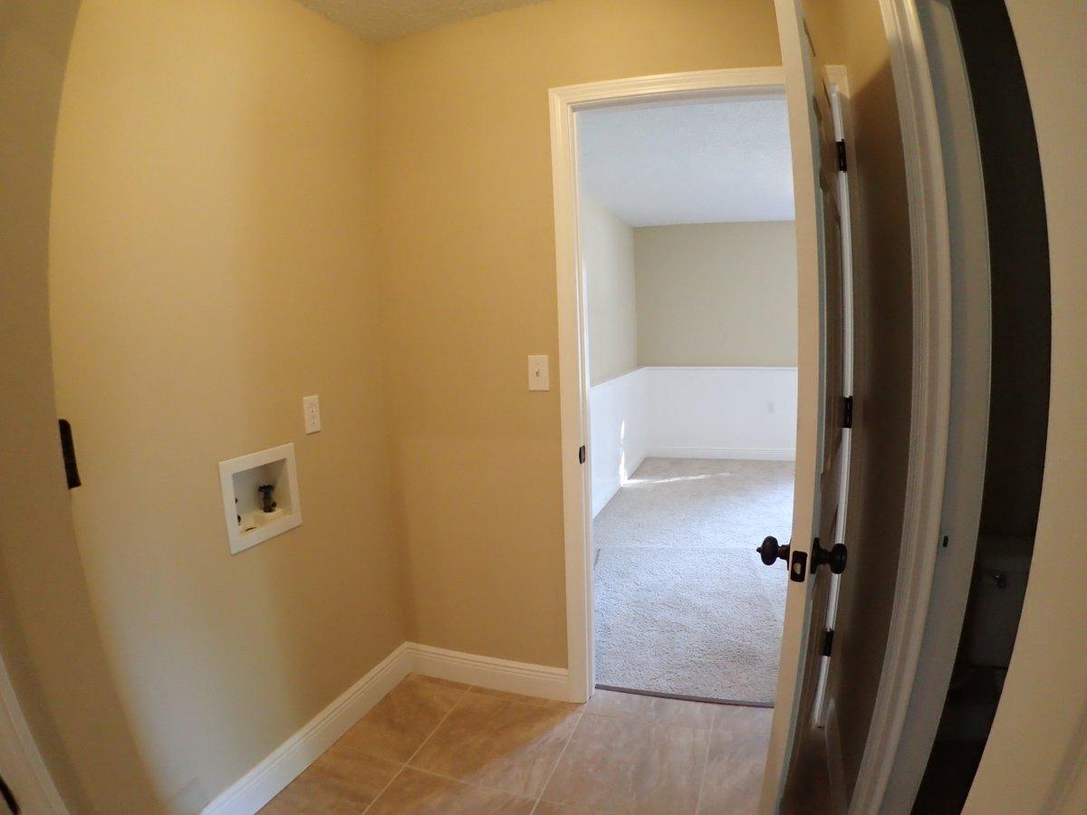 SOUTH POINTE EST. - Residential