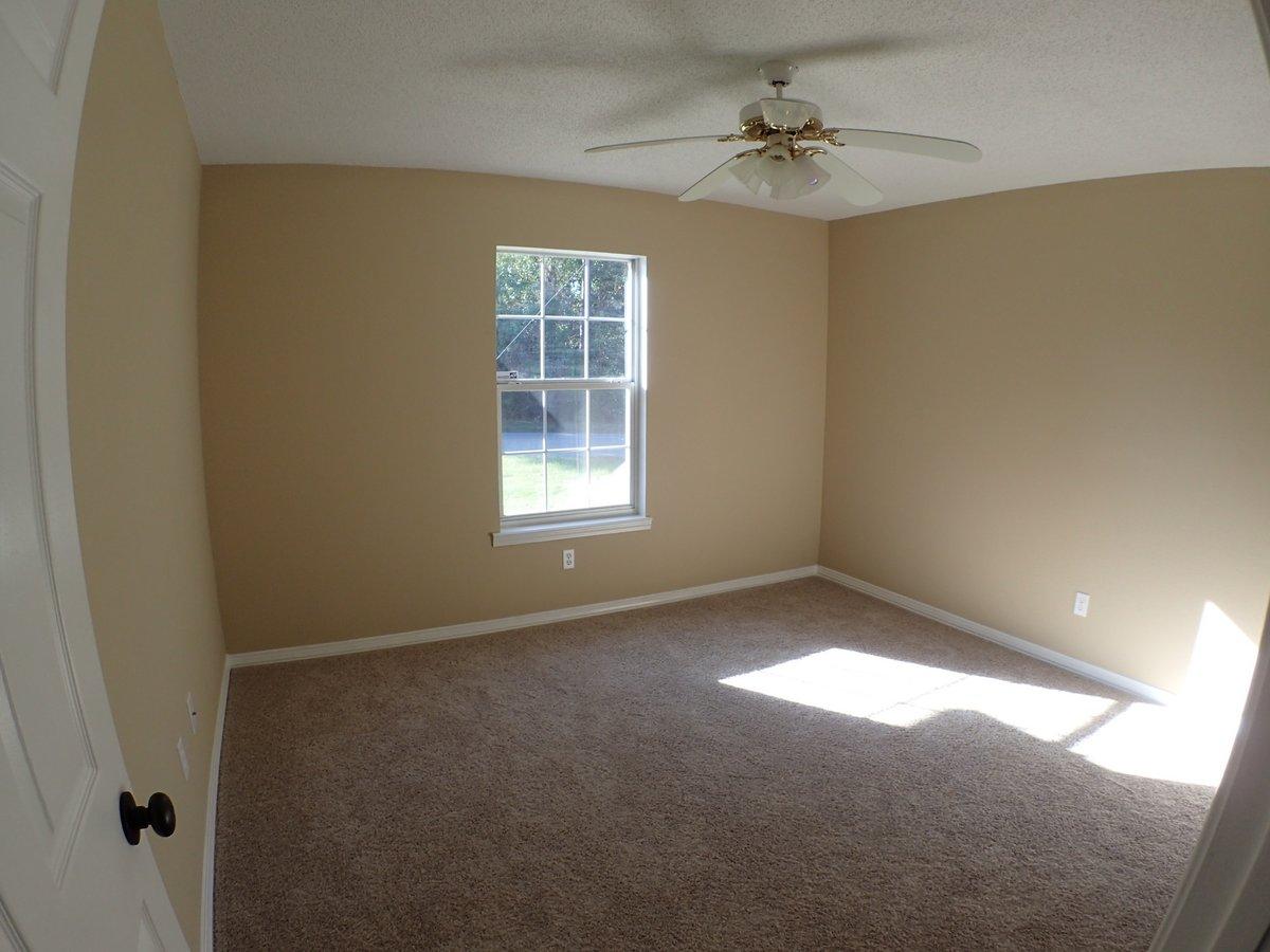 SOUTH POINTE EST. - Residential