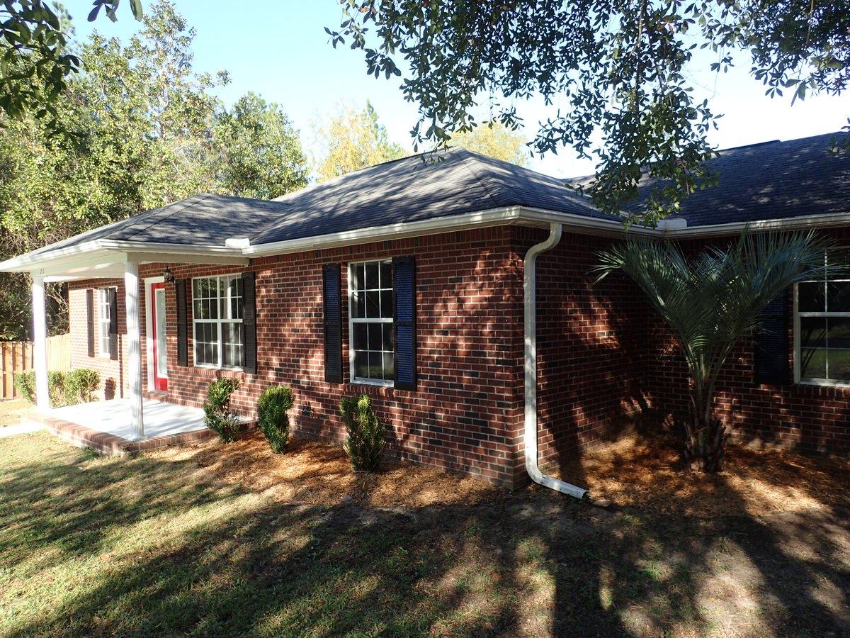 SOUTH POINTE EST. - Residential