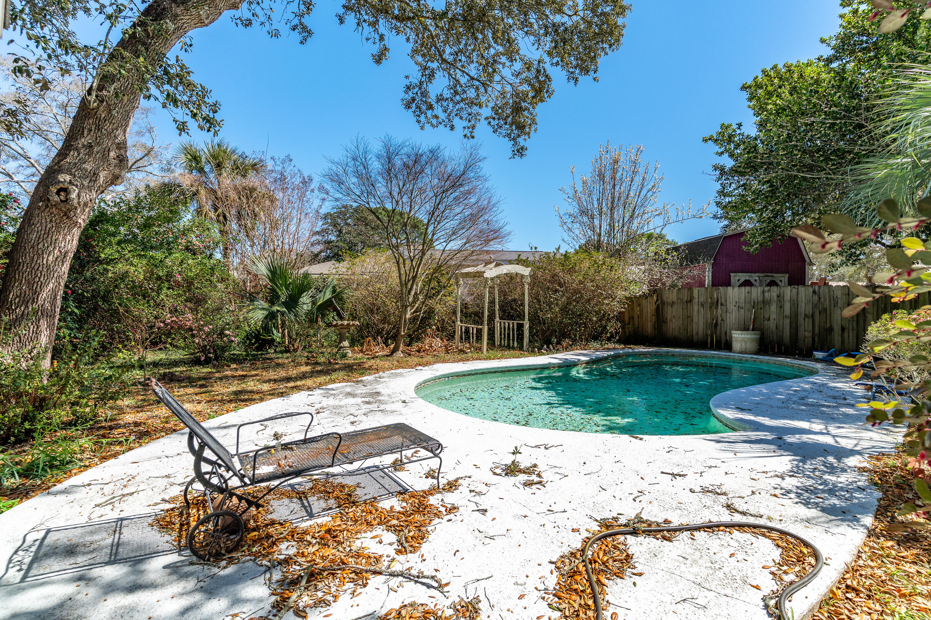 WINTHROP PLACE - Residential