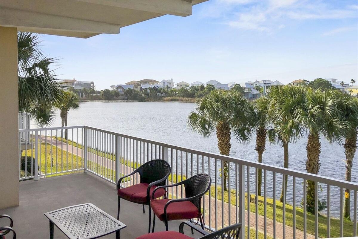 CARILLON BEACH - Residential