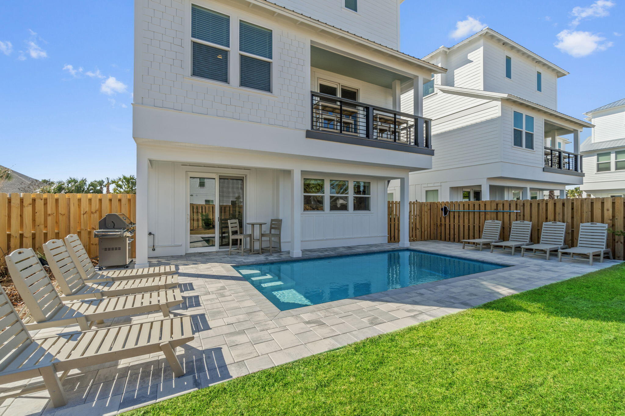 Blue Ohana - Residential