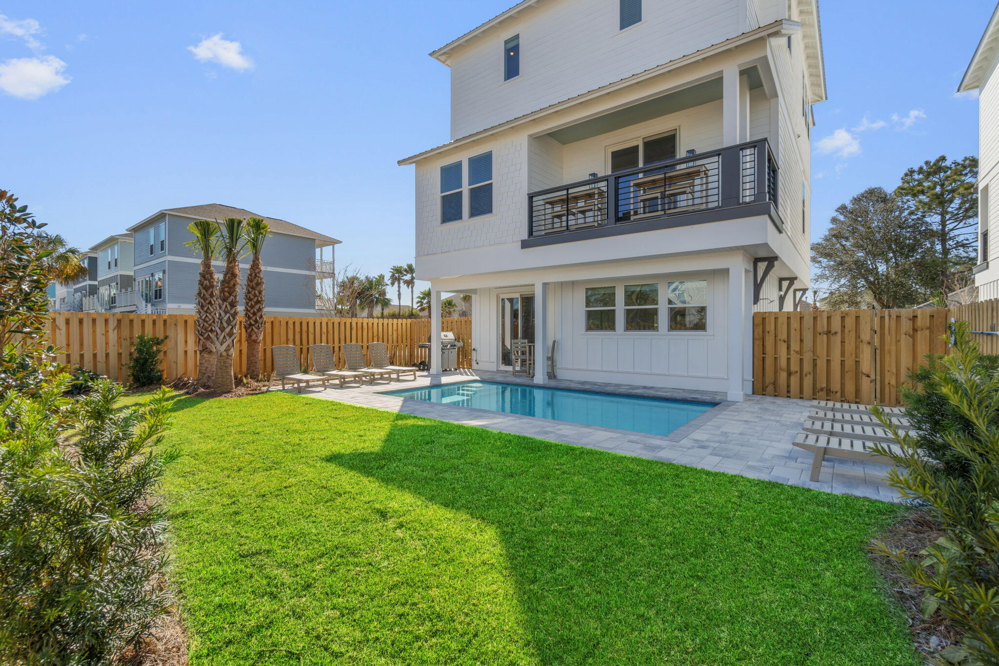 Blue Ohana - Residential