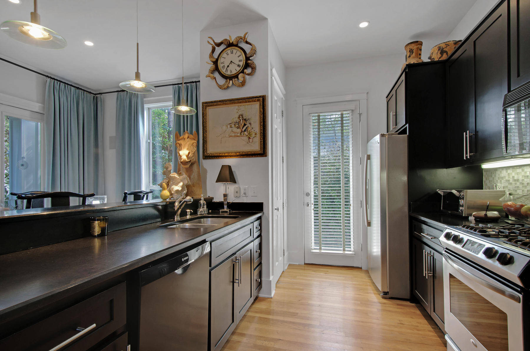 GROVE BY THE SEA - Residential