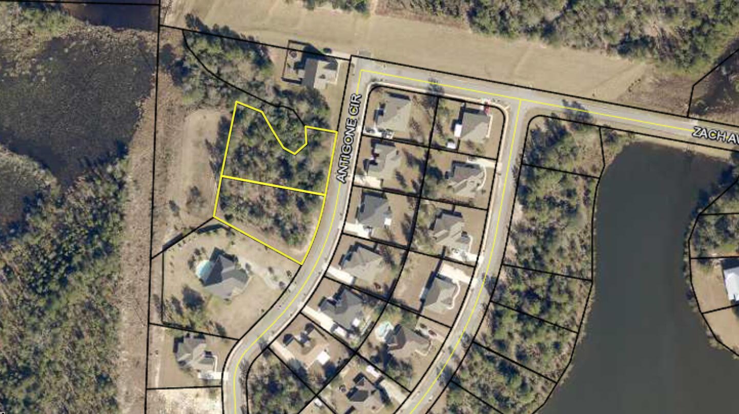 Double lot, just over an acre, for sale in Lake Arthur Estates! Bring your plans and build your dream home. Sale includes both Parcel ID: 15-4N-23-1001-000I-0090 & Parcel ID: 15-4N-23-1001-000I-0100. Parcel lines are approximate. Buyer to verify all facts.