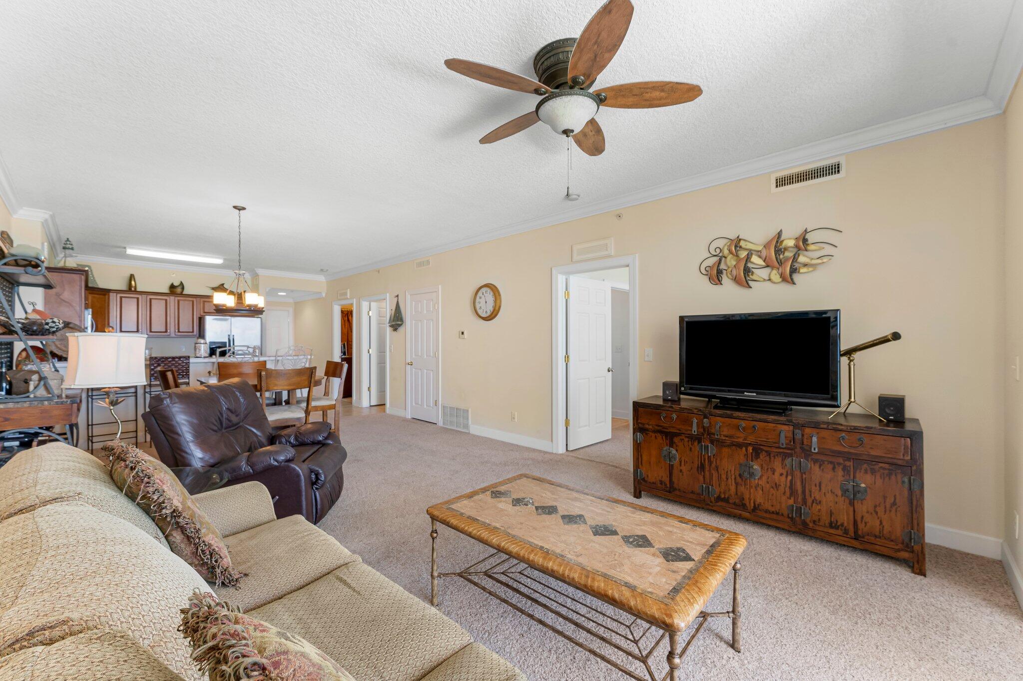 TROPIC WINDS - Residential