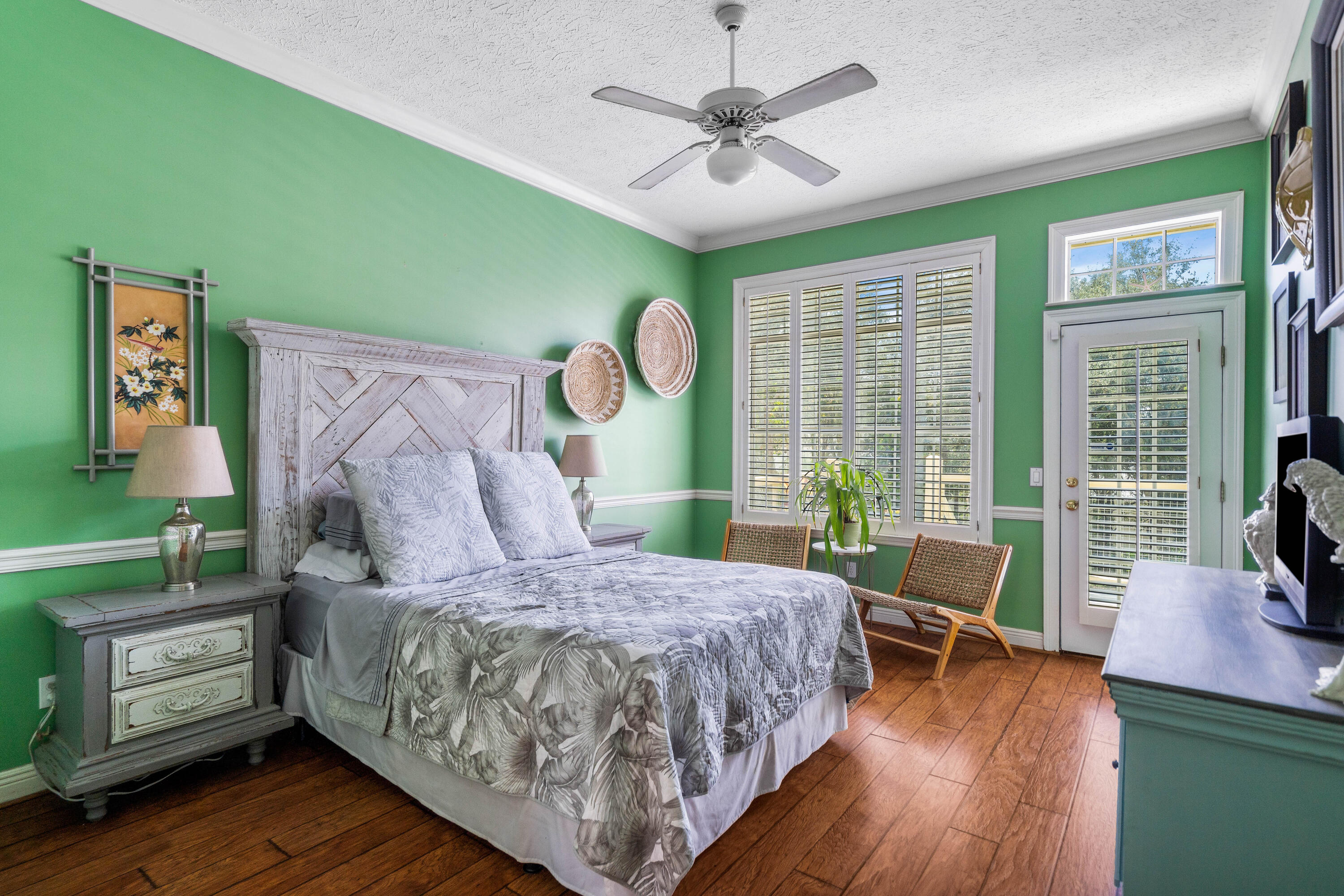 SEABREEZE - Residential