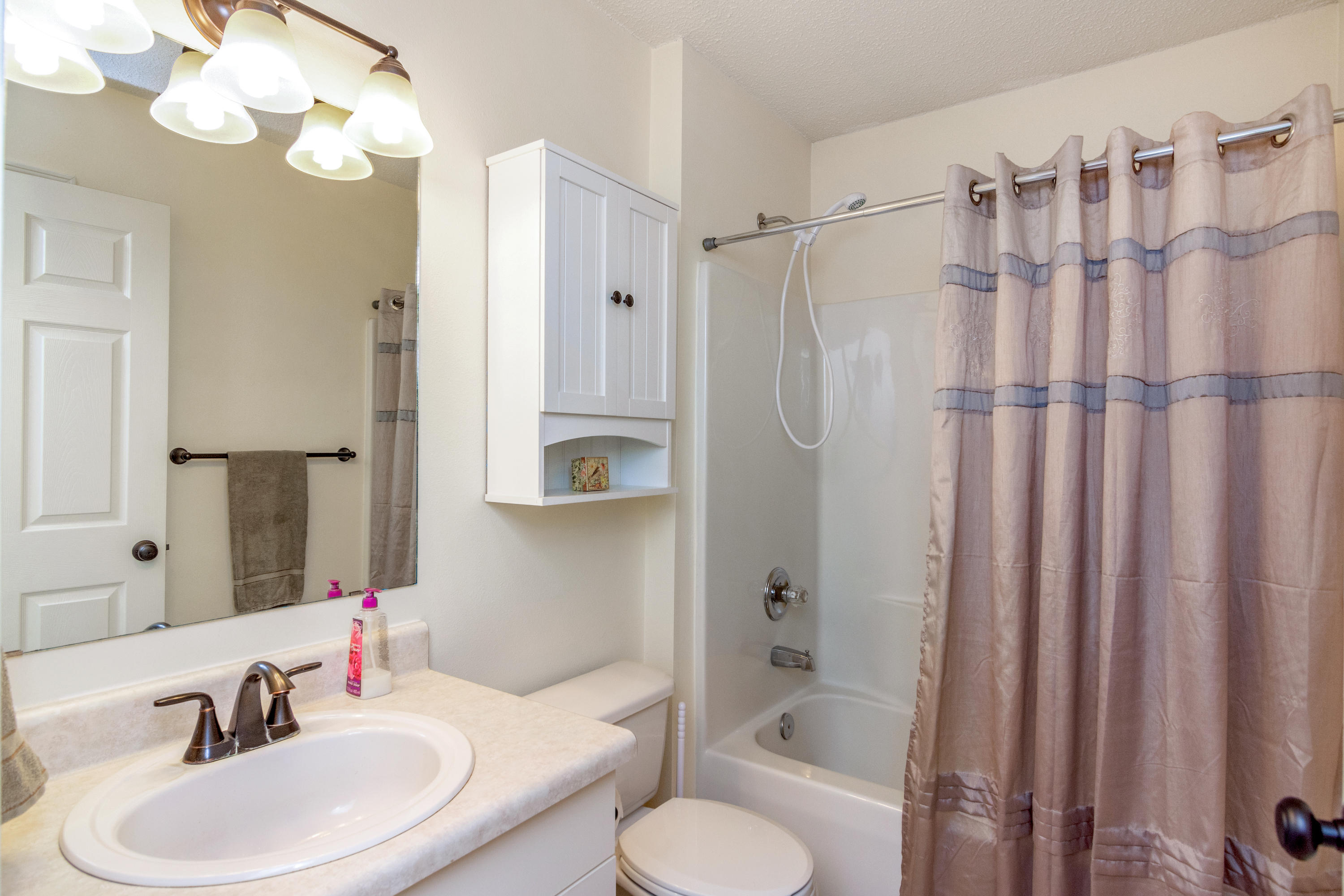 COUNTRYVIEW ESTATES 6TH ADDN PH2 - Residential